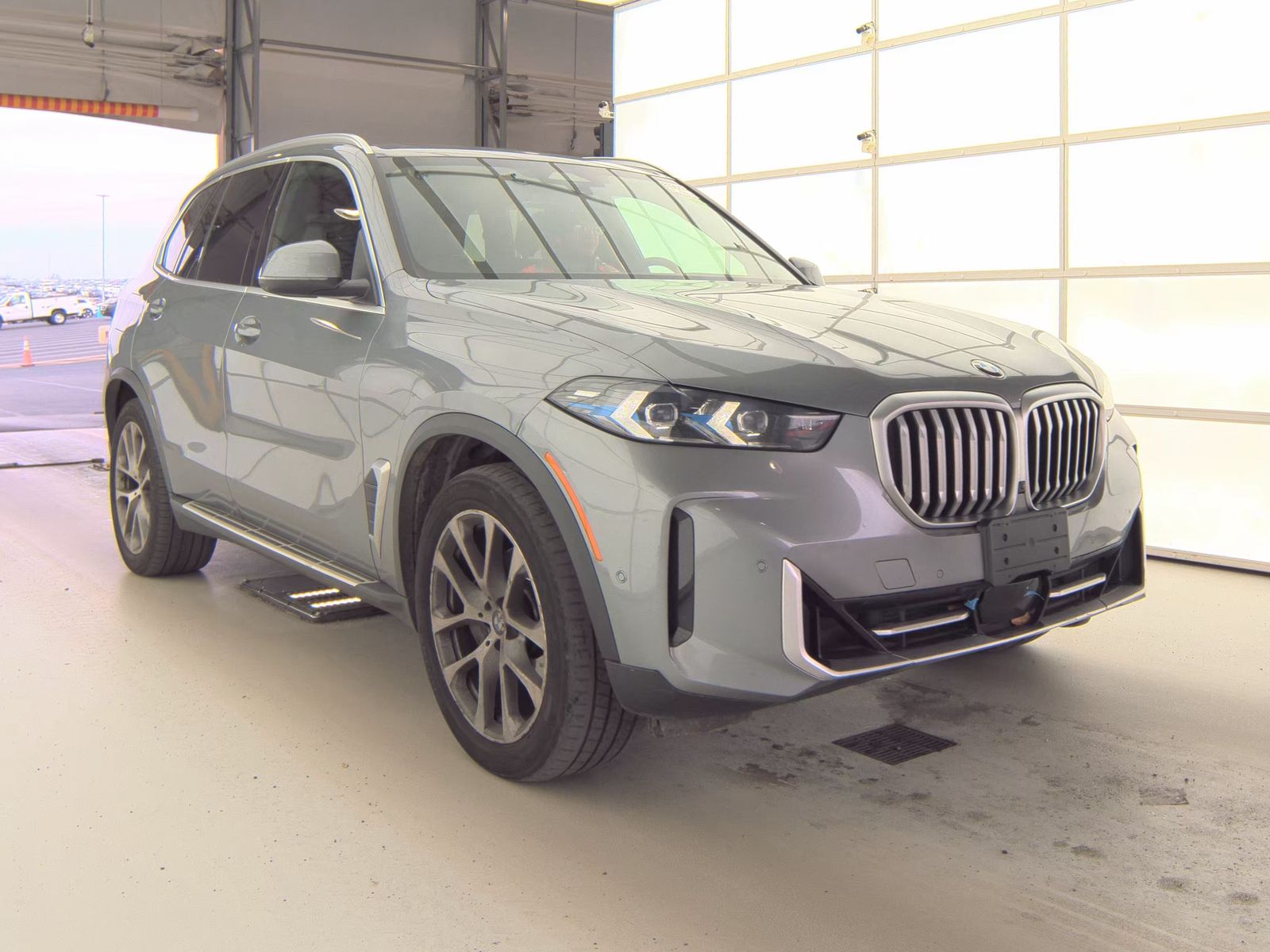 2025 BMW X5 xDrive40i AWD