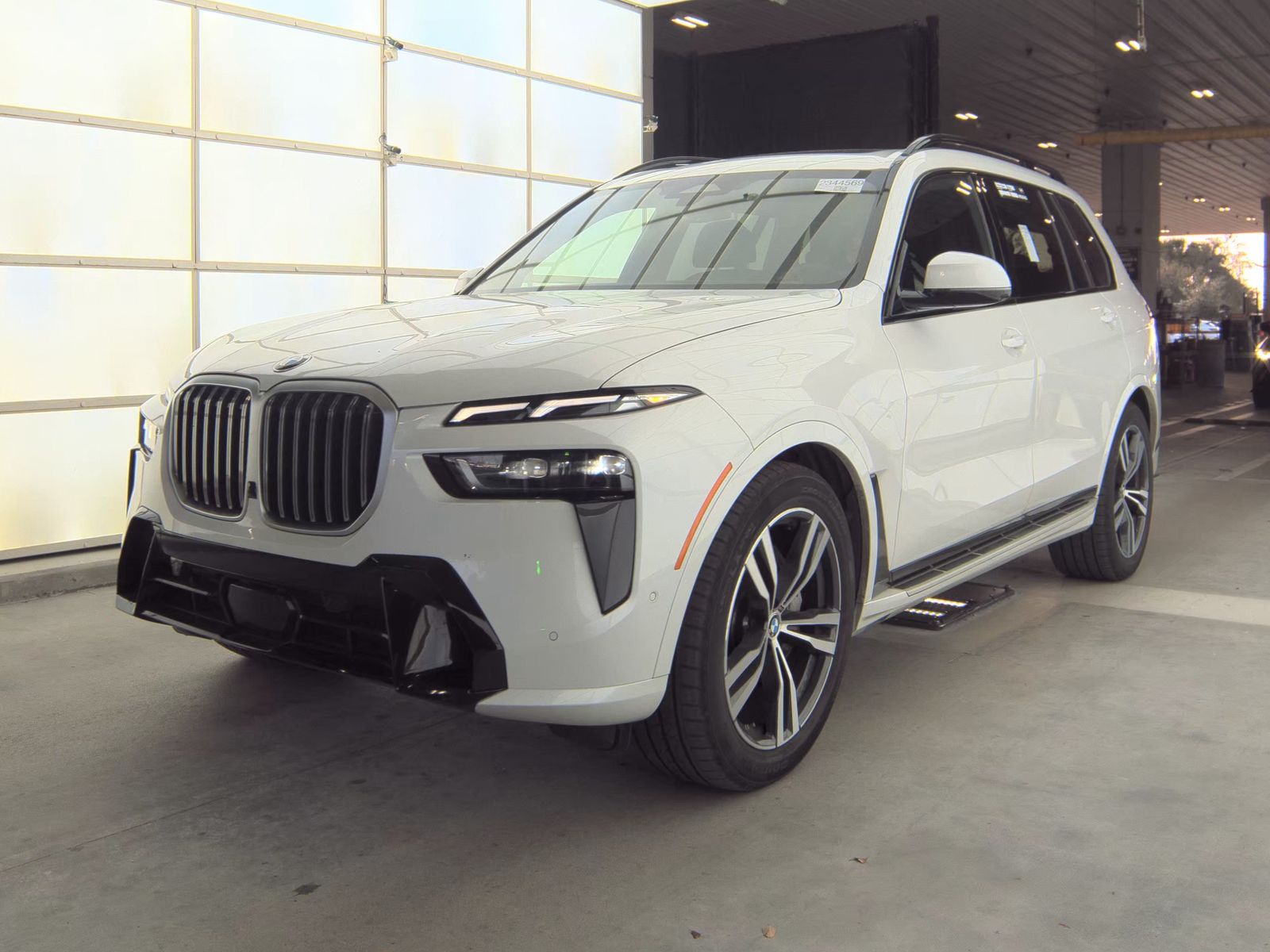 2025 BMW X7 xDrive40i AWD