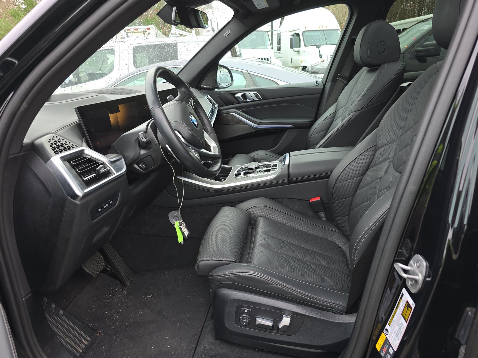 2025 BMW X5 xDrive50e AWD