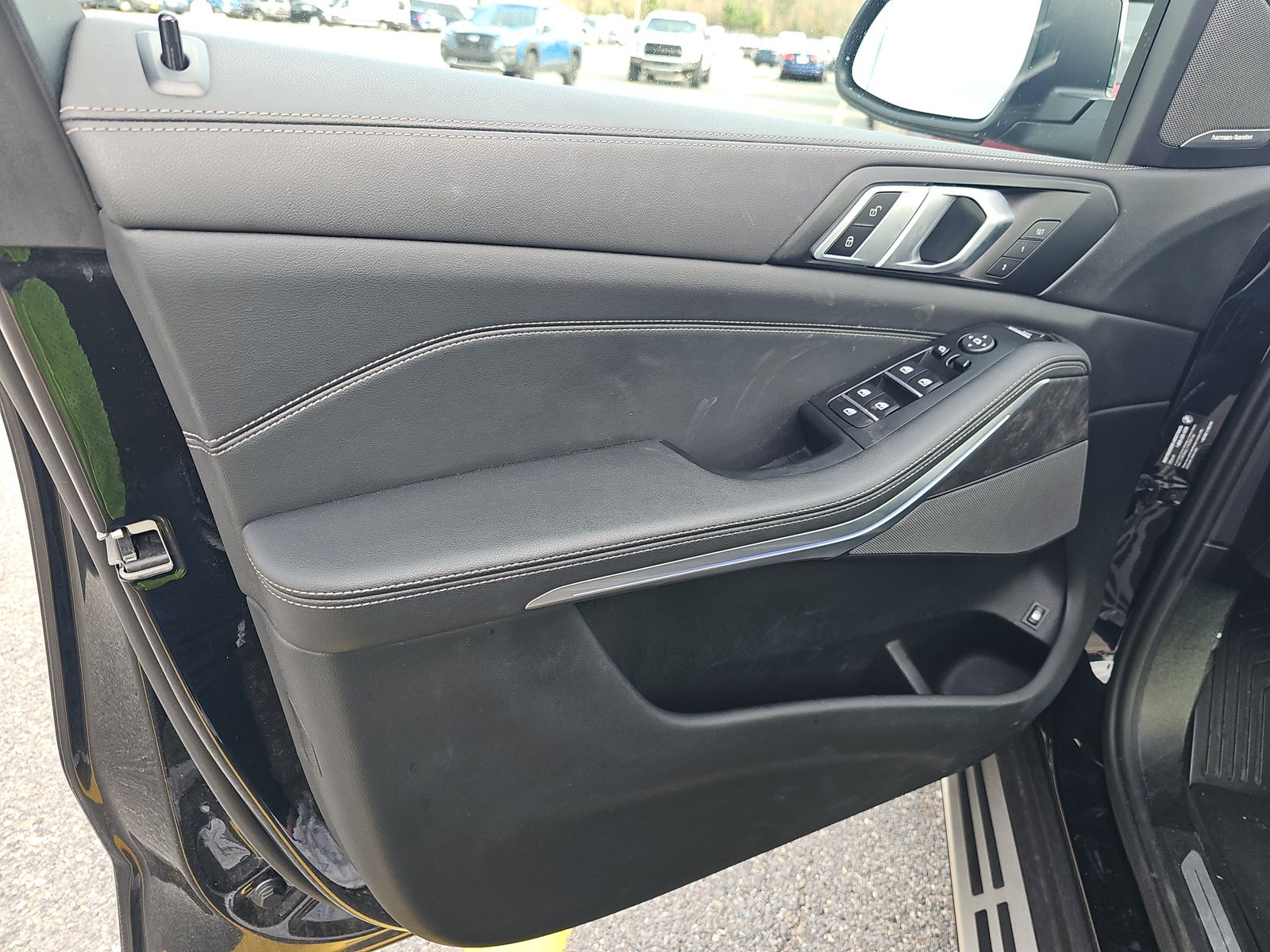 2025 BMW X5 xDrive50e AWD