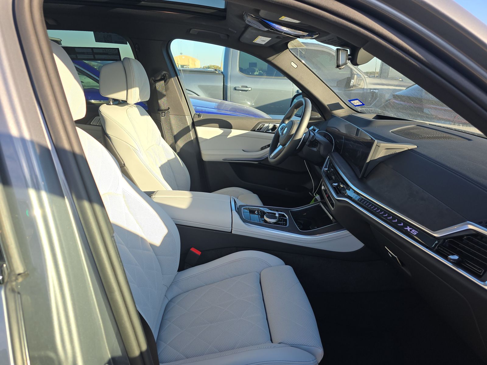 2025 BMW X5 xDrive40i AWD