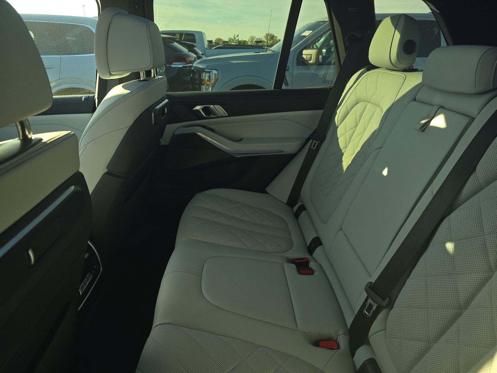 2025 BMW X5 xDrive40i AWD