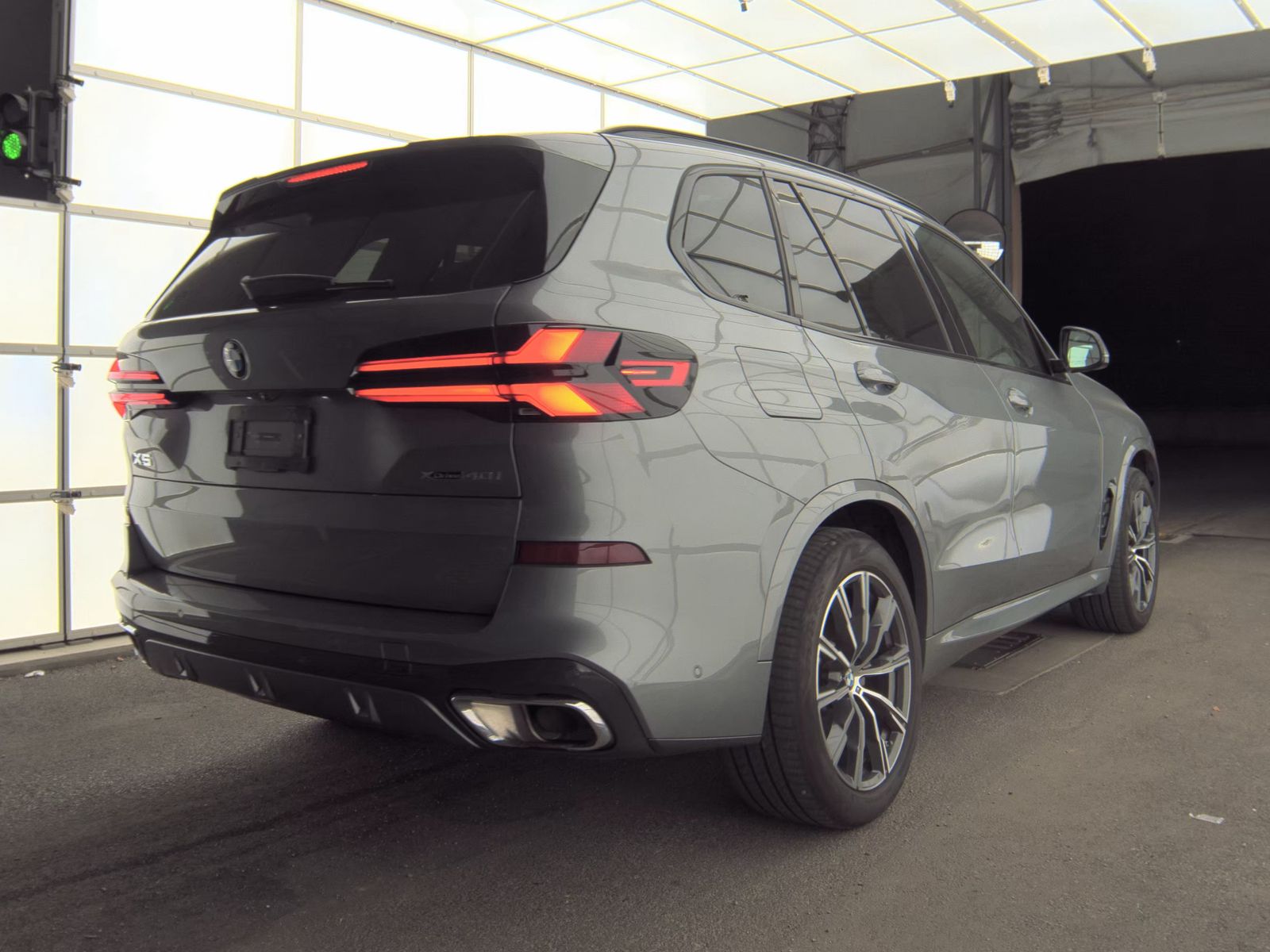 2025 BMW X5 xDrive40i AWD