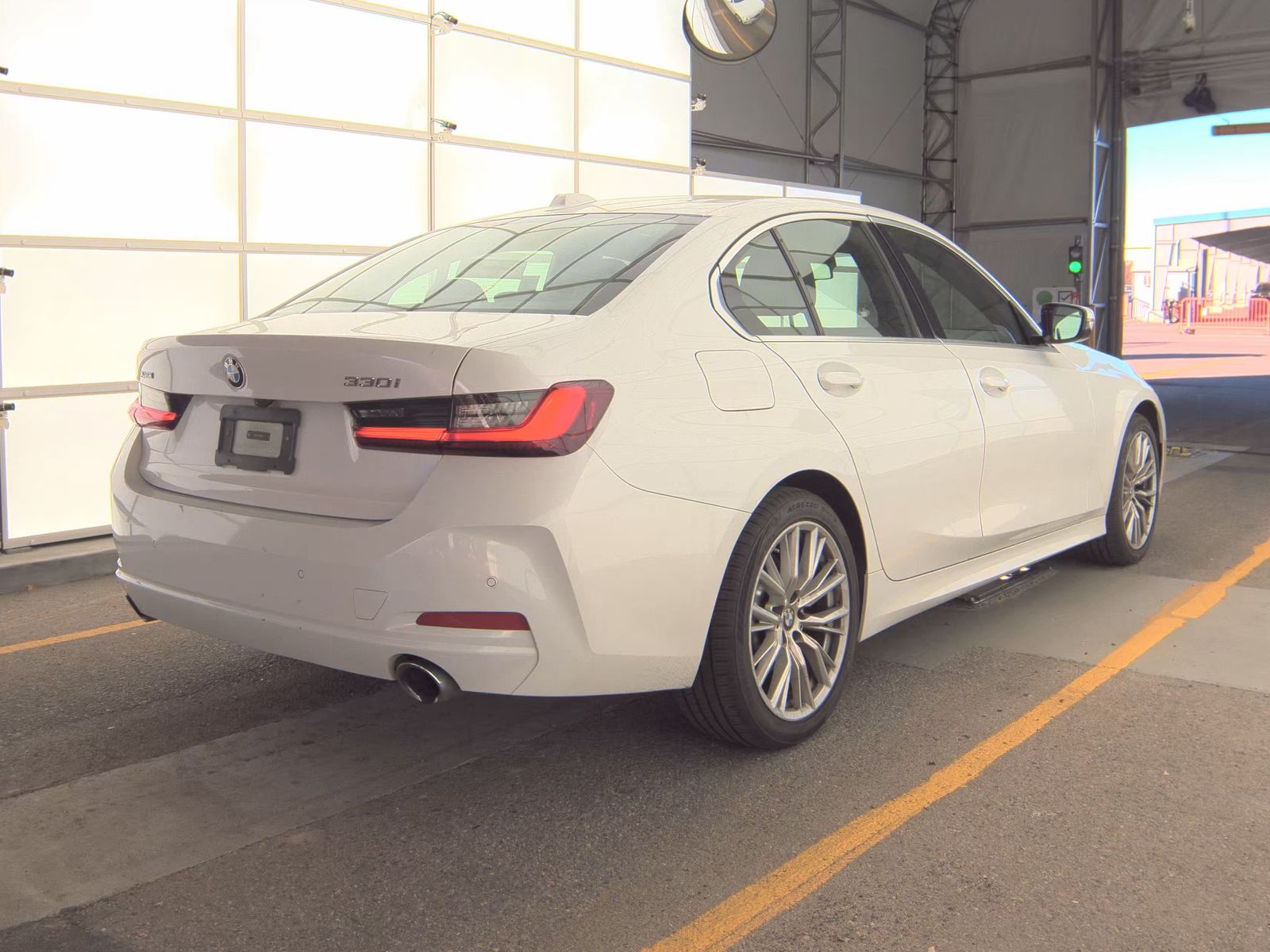 2024 BMW 3 Series 330i xDrive AWD