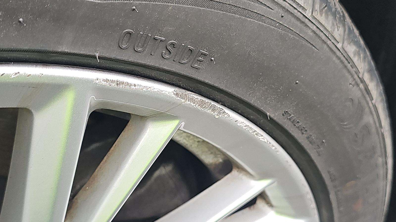 2024 BMW 3 Series 330i xDrive AWD