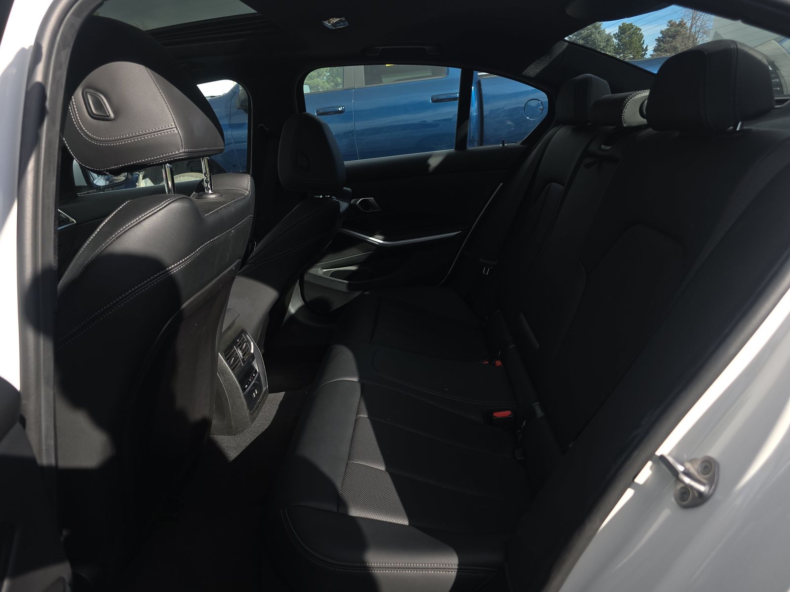 2024 BMW 3 Series 330i xDrive AWD