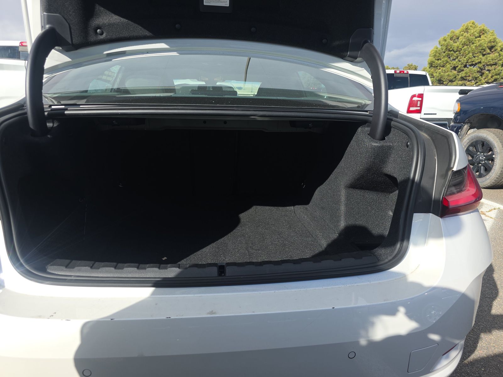 2024 BMW 3 Series 330i xDrive AWD