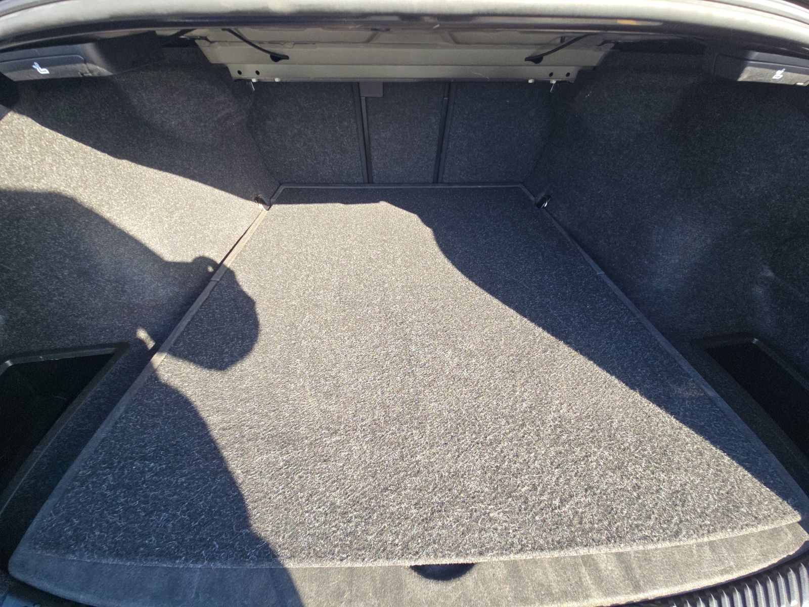 2024 BMW 5 Series 530i RWD