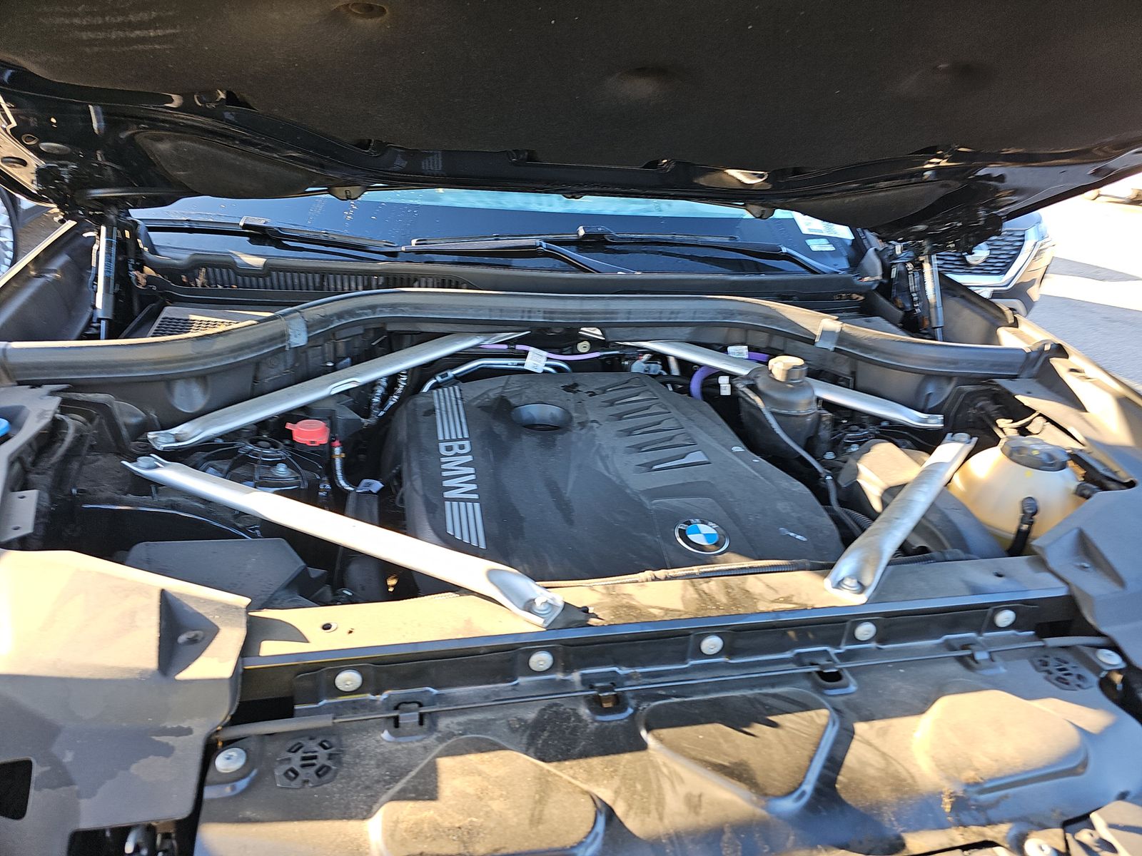 2025 BMW X5 xDrive40i AWD