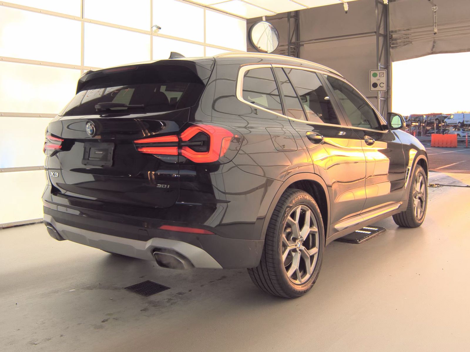 2023 BMW X3 sDrive30i RWD