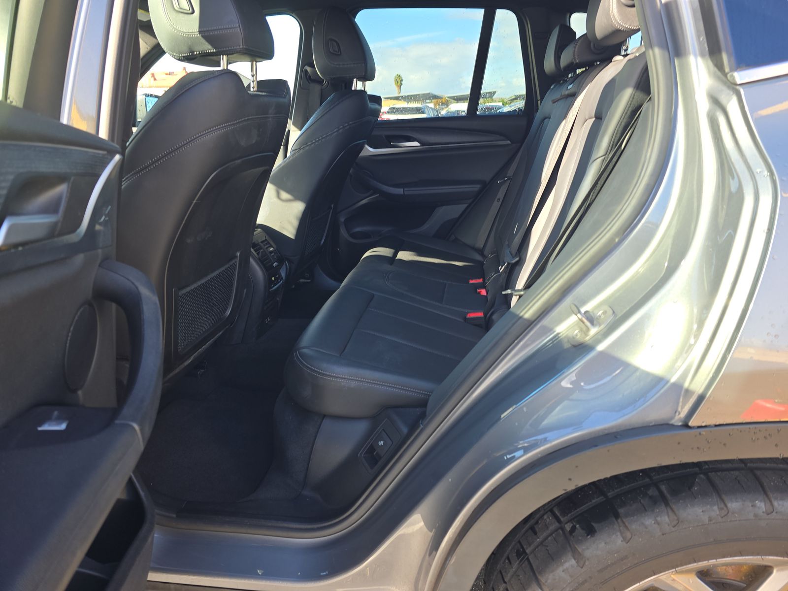 2023 BMW X3 sDrive30i RWD