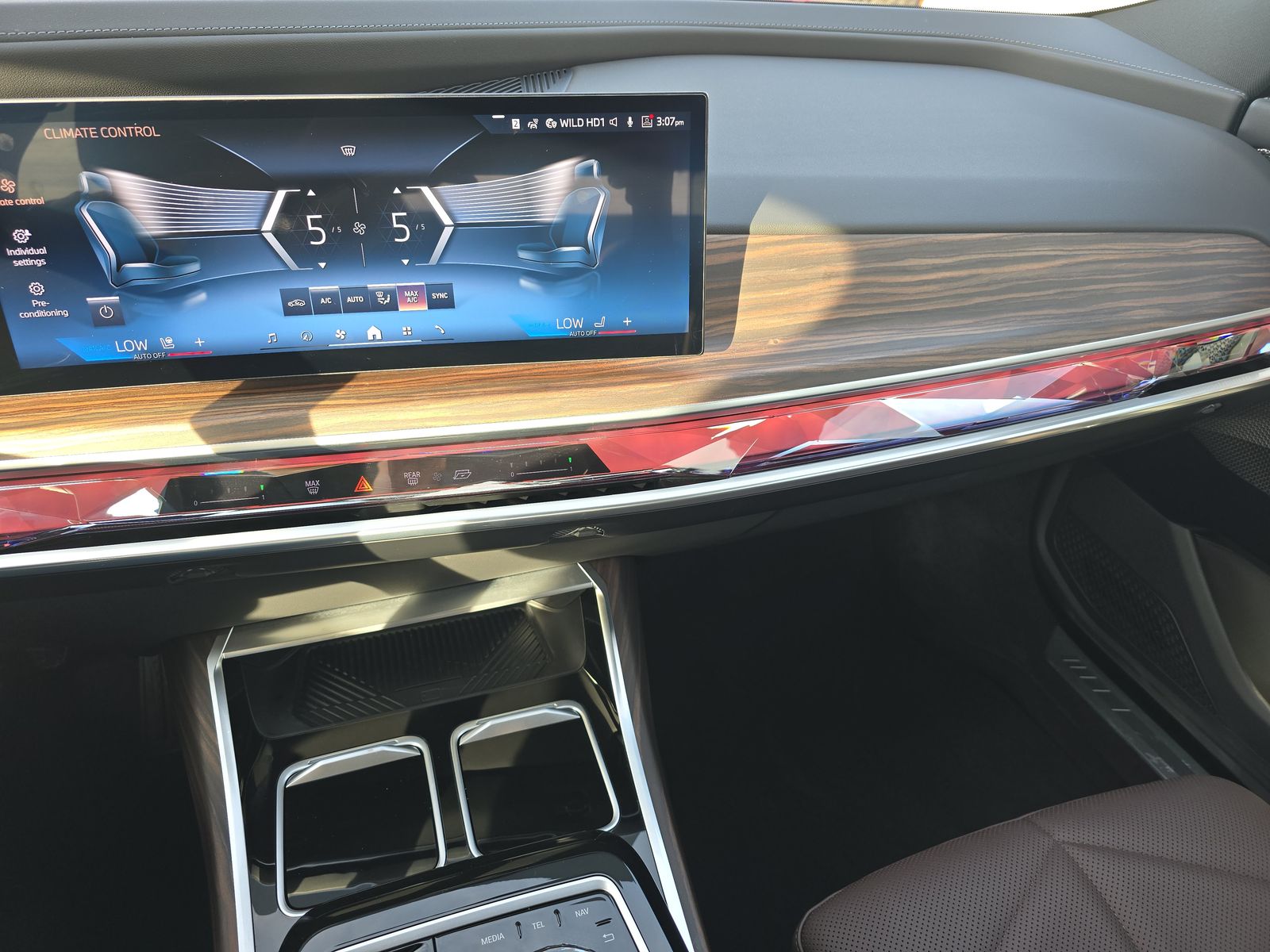 2025 BMW 7 Series 740i xDrive AWD