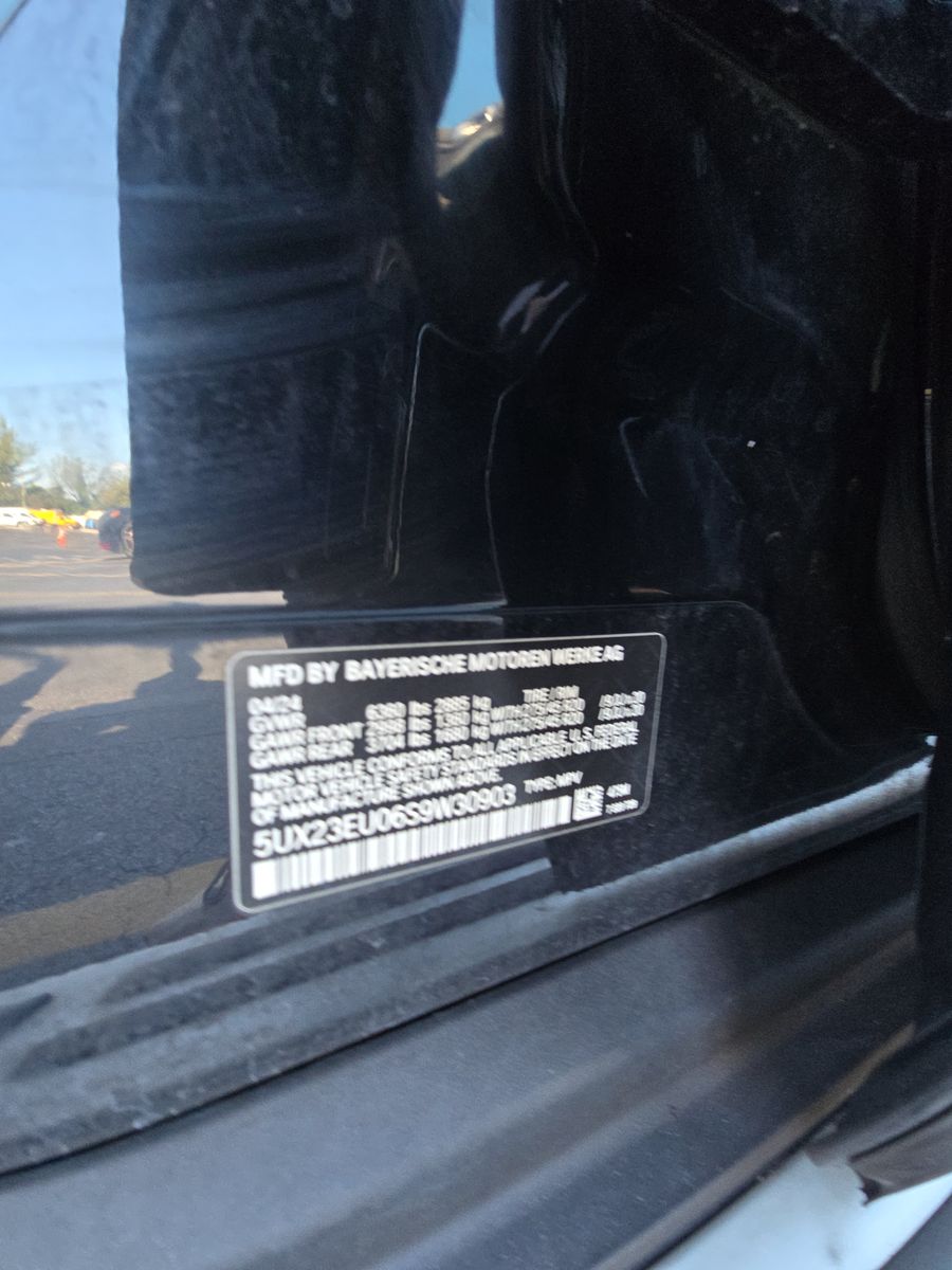 2025 BMW X5 xDrive40i AWD