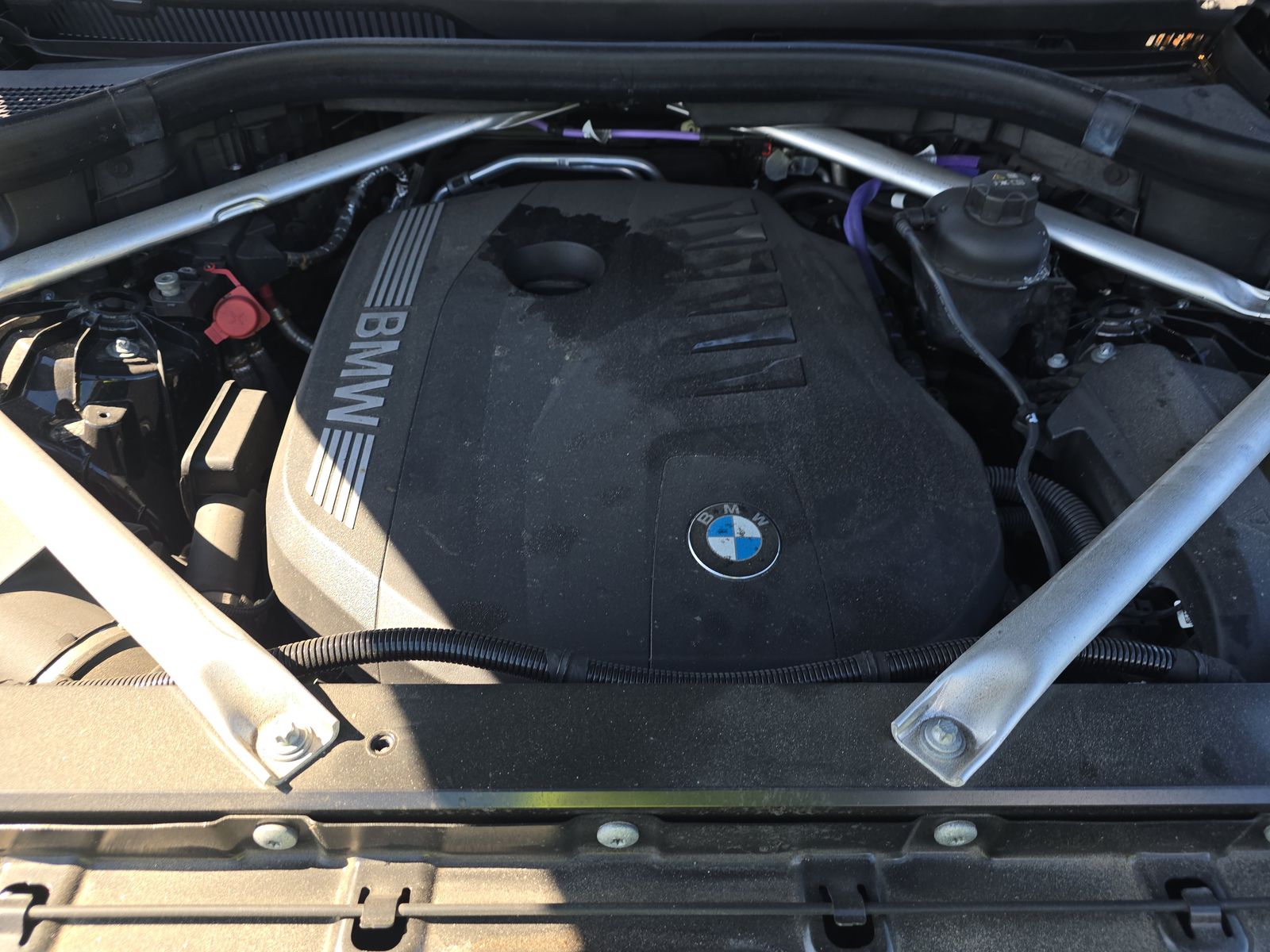 2025 BMW X5 xDrive40i AWD