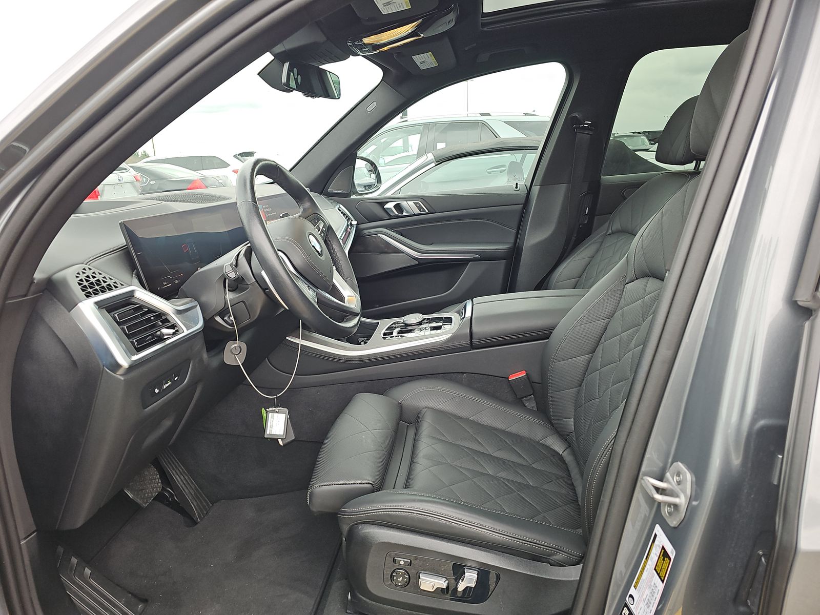 2025 BMW X5 xDrive40i AWD