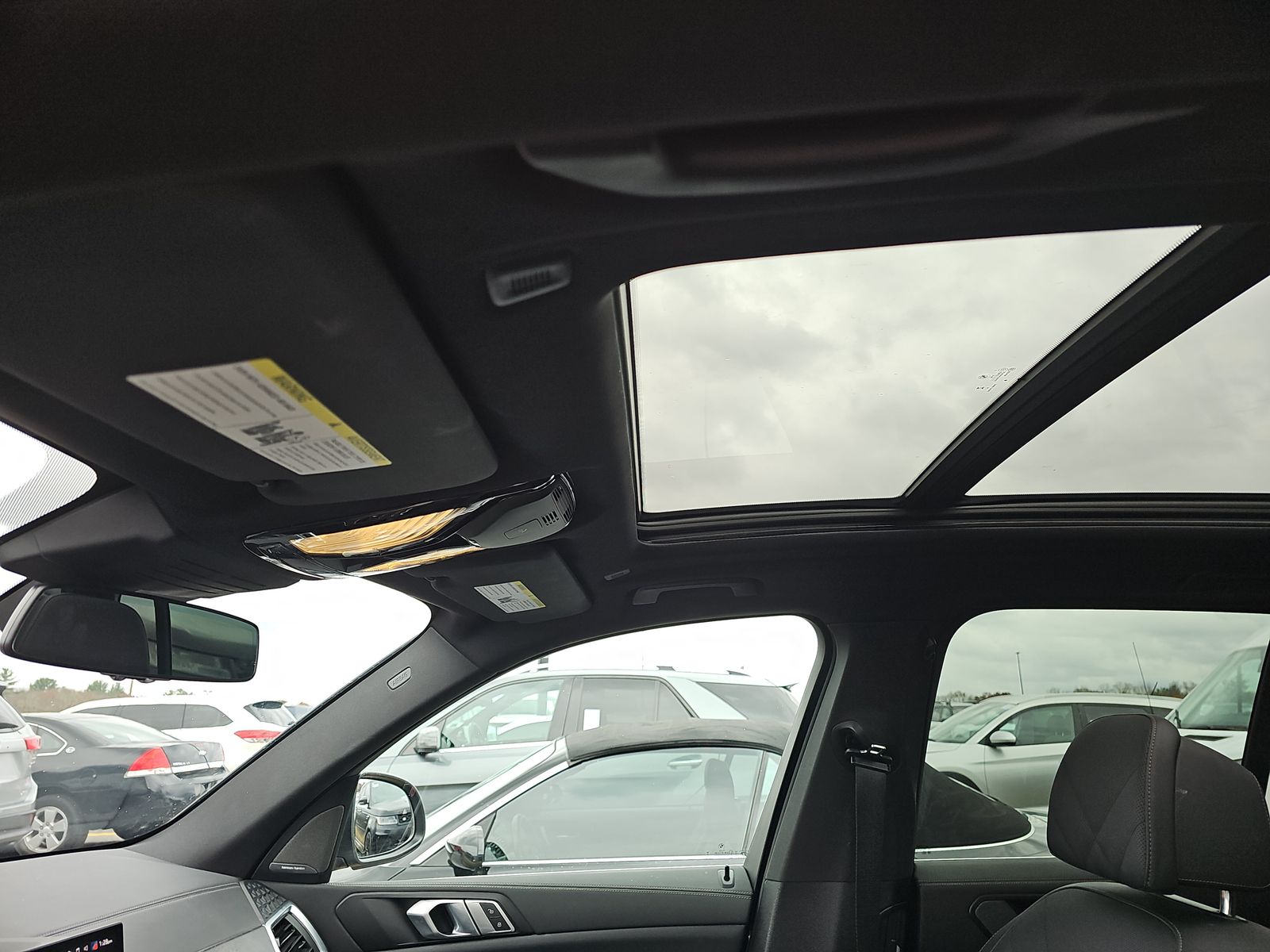 2025 BMW X5 xDrive40i AWD