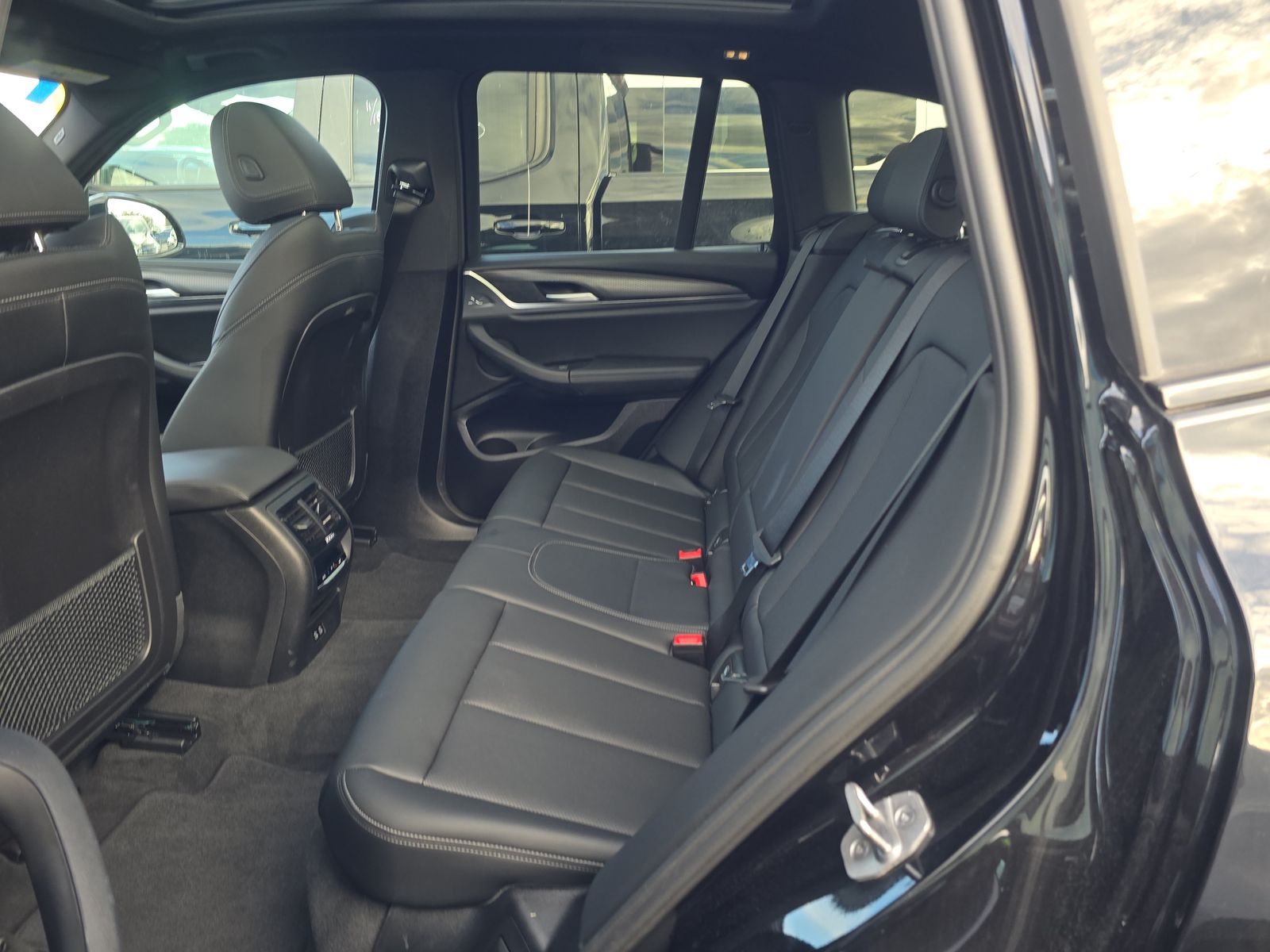 2024 BMW X3 sDrive30i RWD