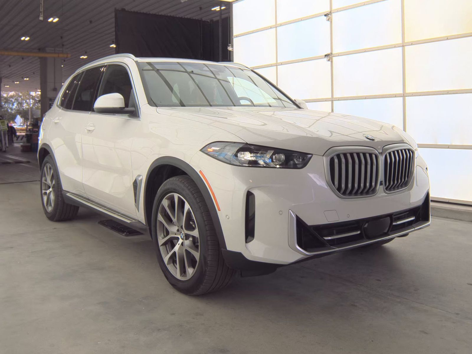 2025 BMW X5 xDrive40i AWD
