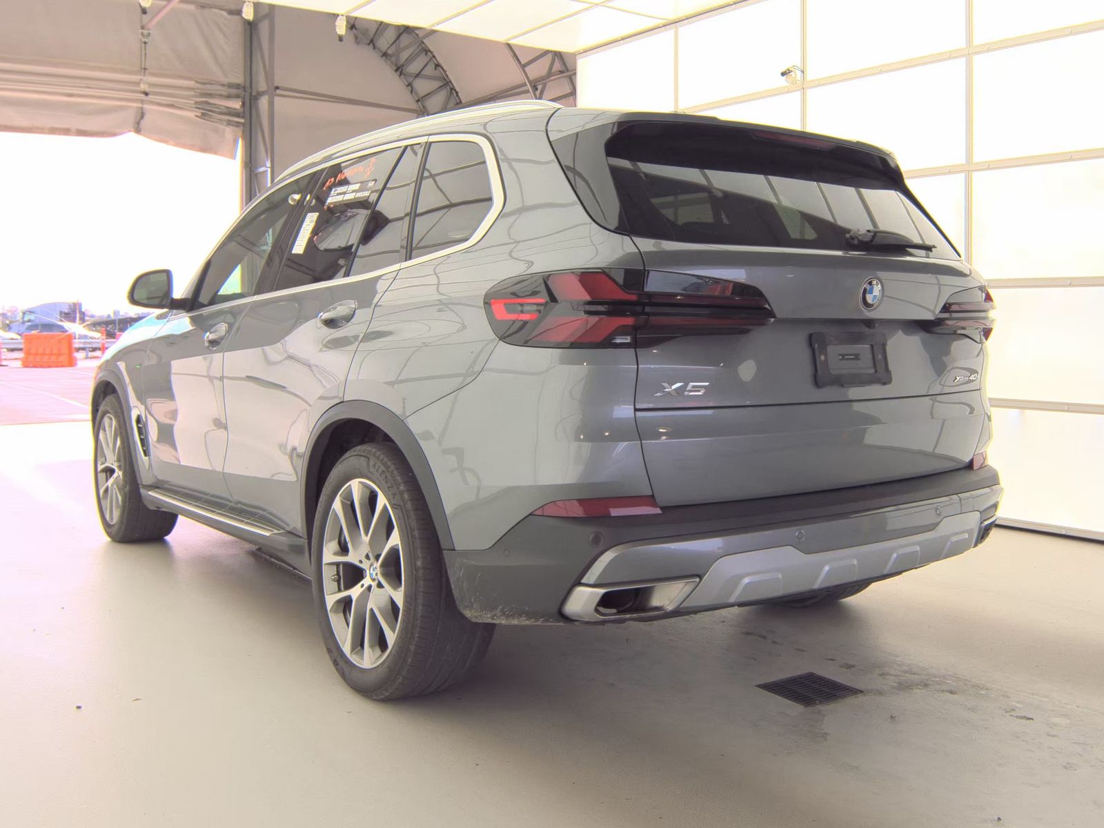 2025 BMW X5 xDrive40i AWD