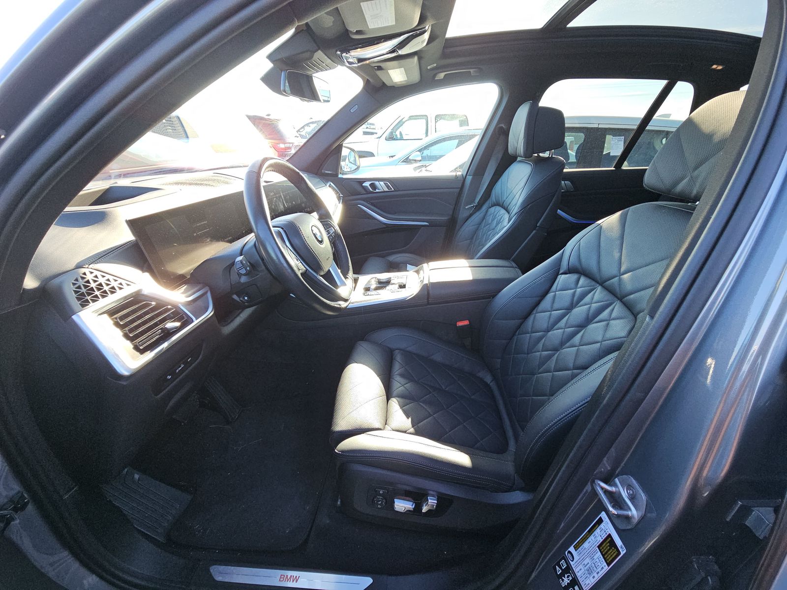 2025 BMW X5 xDrive40i AWD