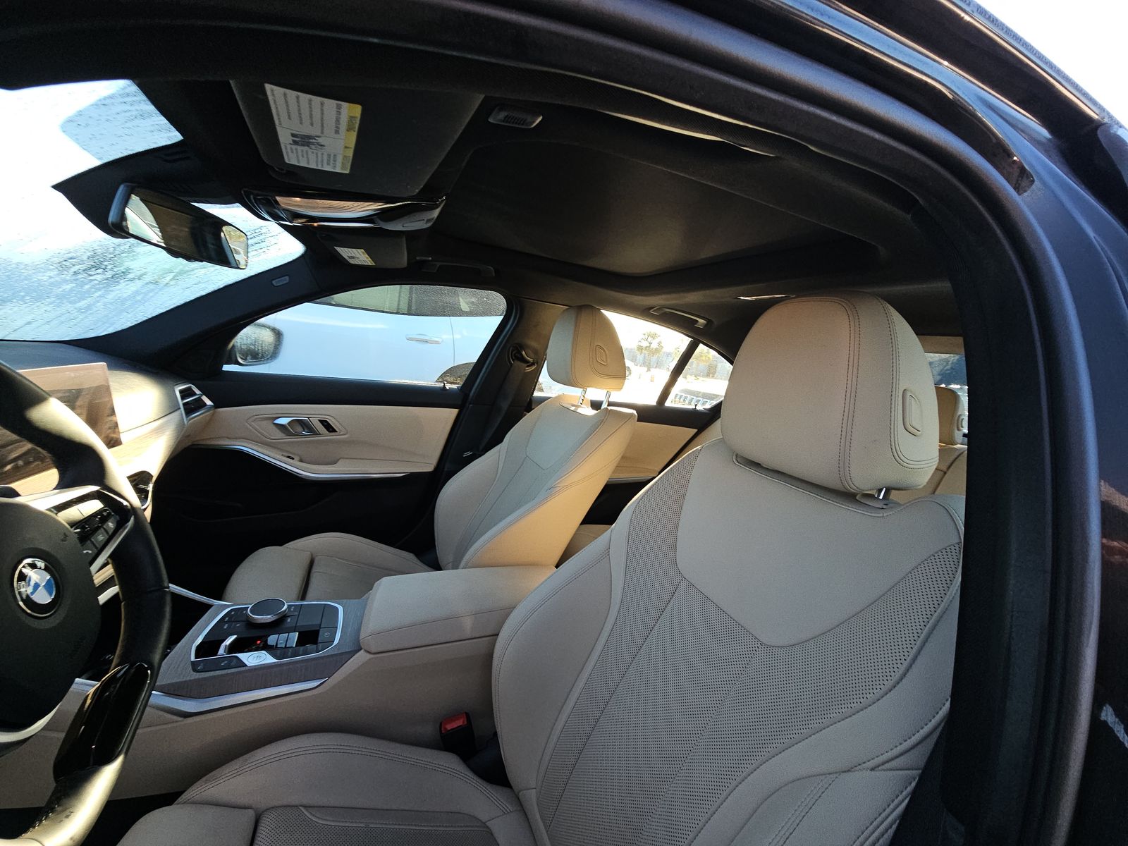 2025 BMW 3 Series 330i RWD