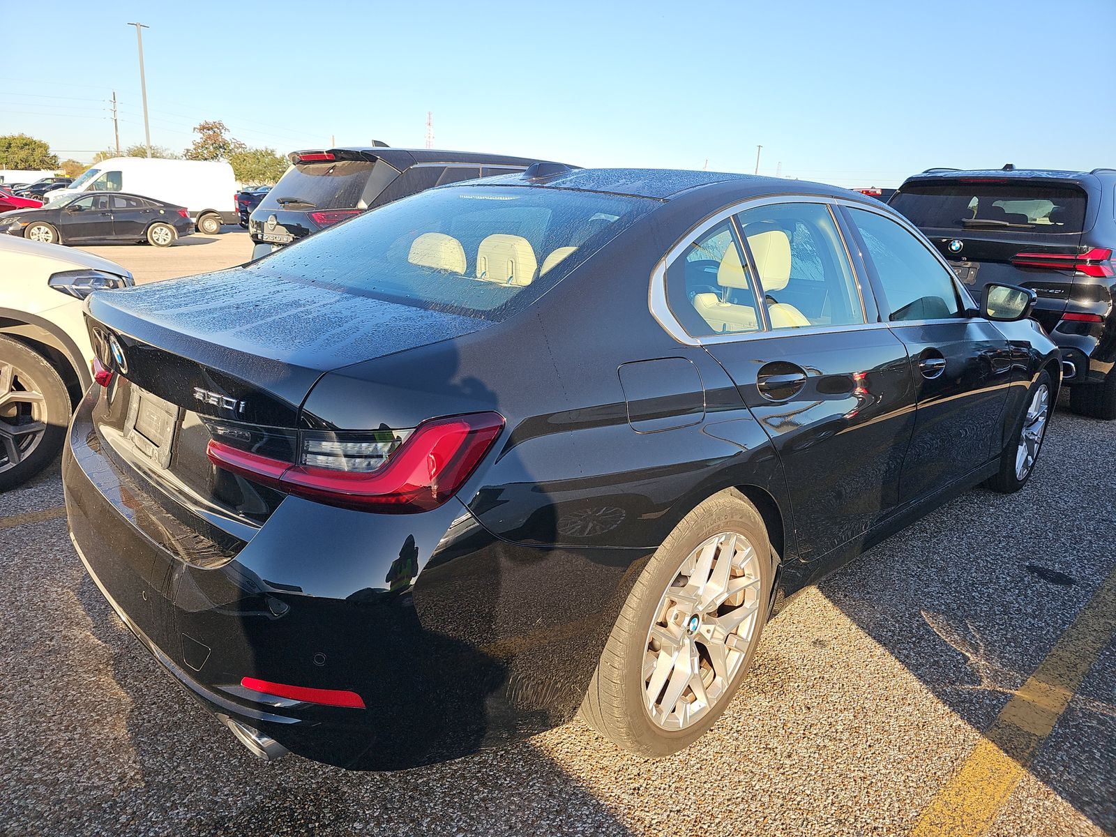 2025 BMW 3 Series 330i RWD