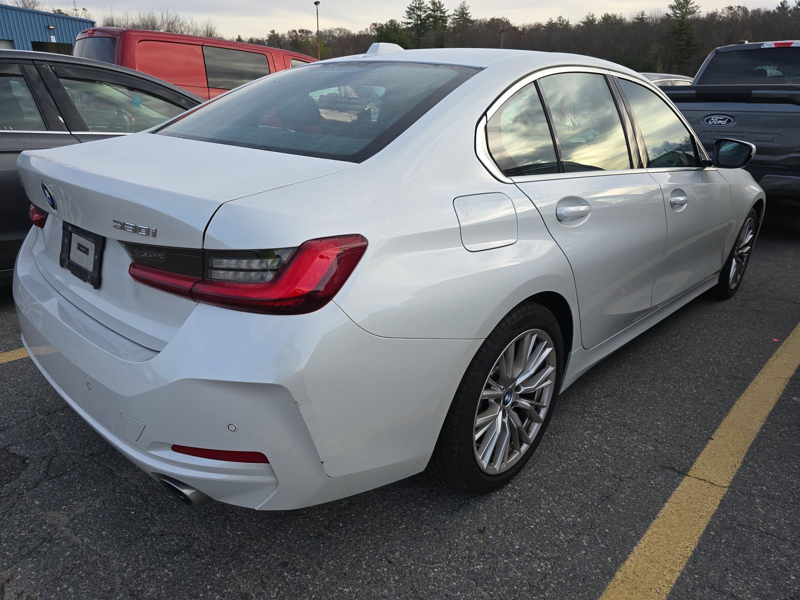 2024 BMW 3 Series 330i xDrive AWD