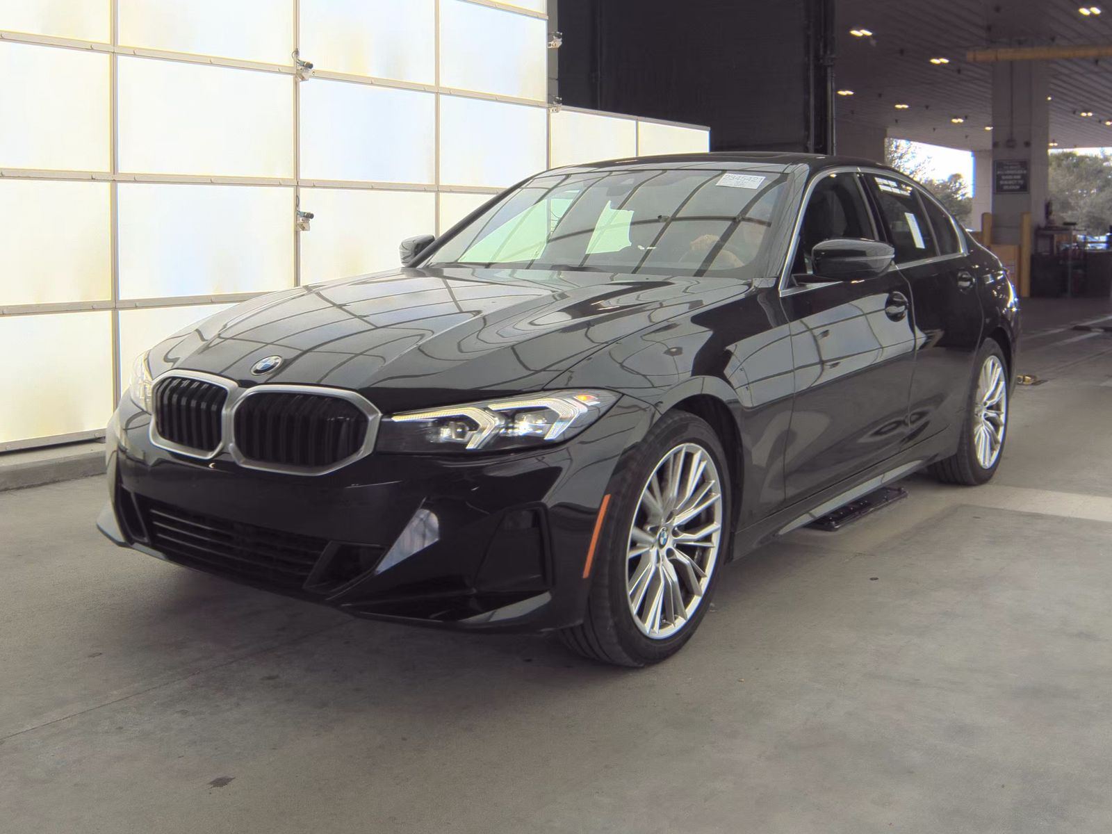 2024 BMW 3 Series 330i xDrive AWD
