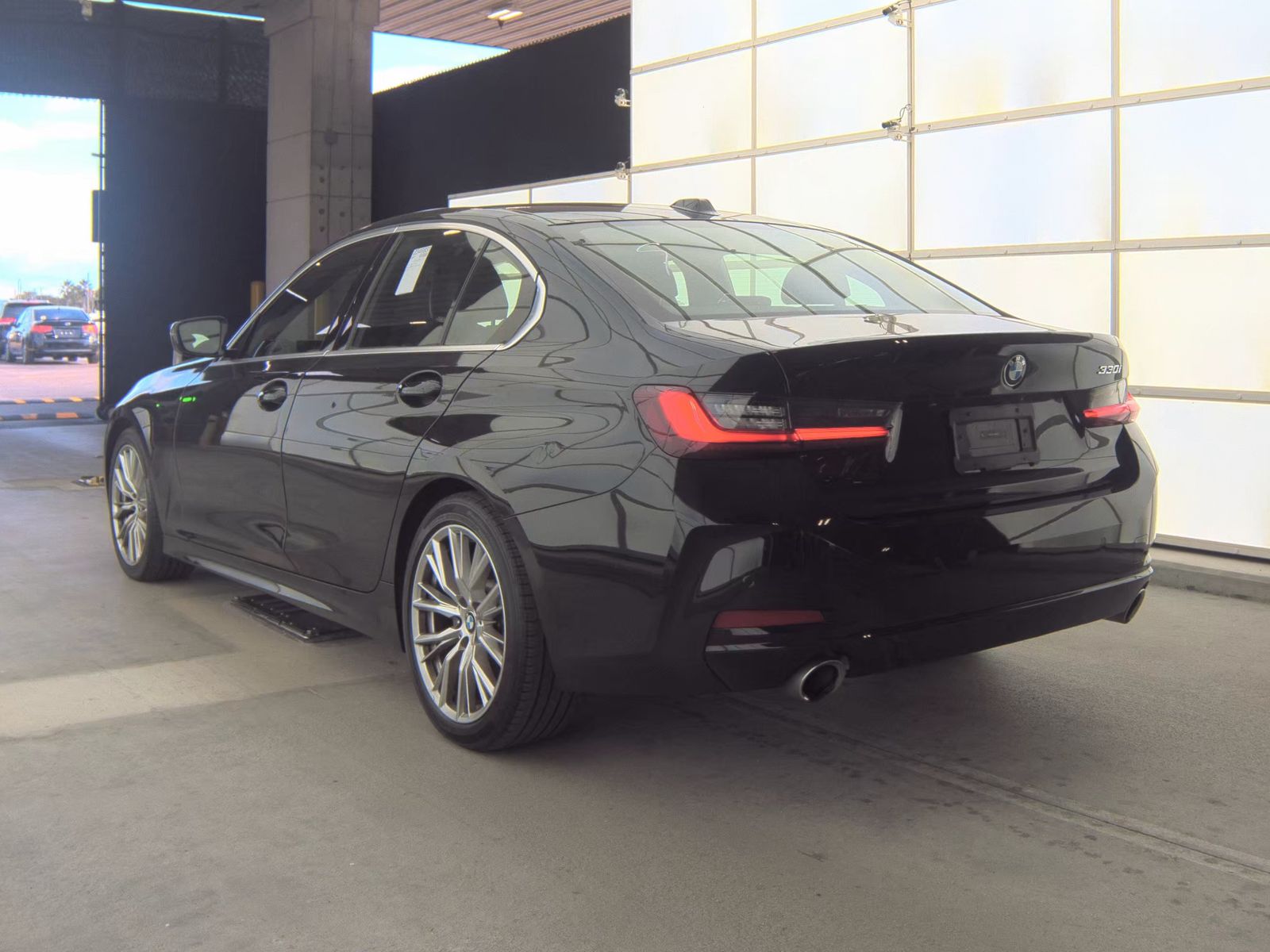 2024 BMW 3 Series 330i RWD