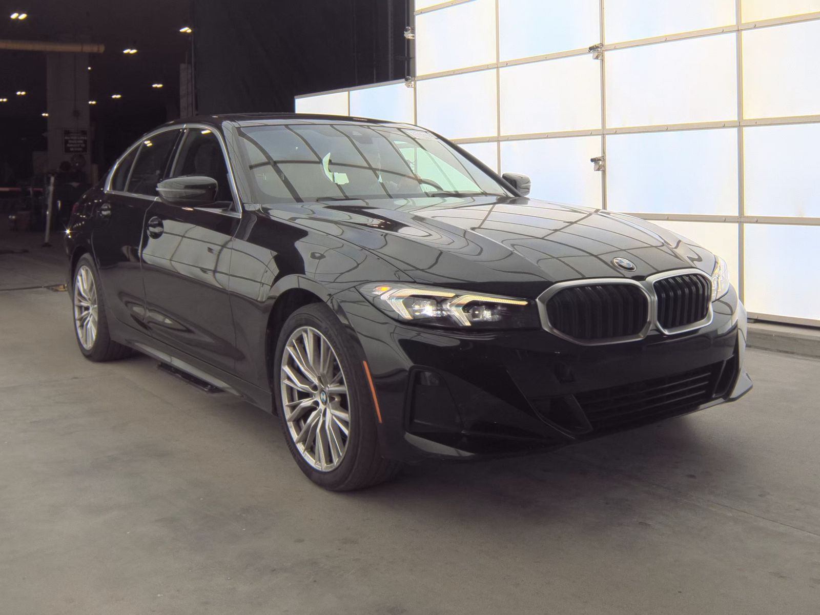 2024 BMW 3 Series 330i RWD
