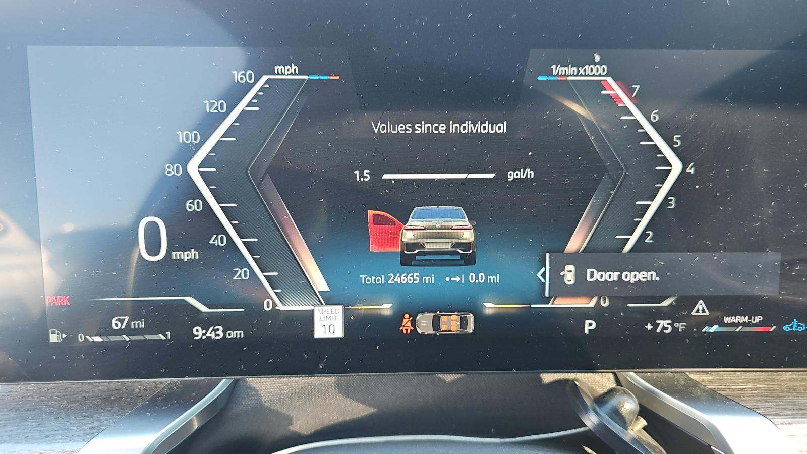 2025 BMW 7 Series 740i RWD