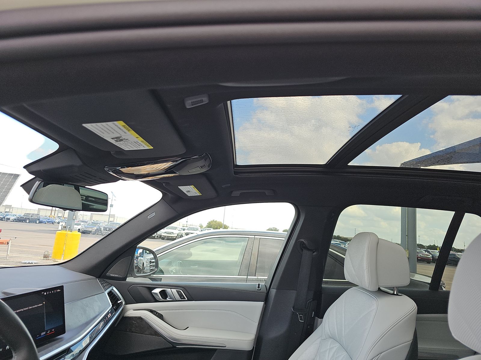 2025 BMW X5 xDrive40i AWD