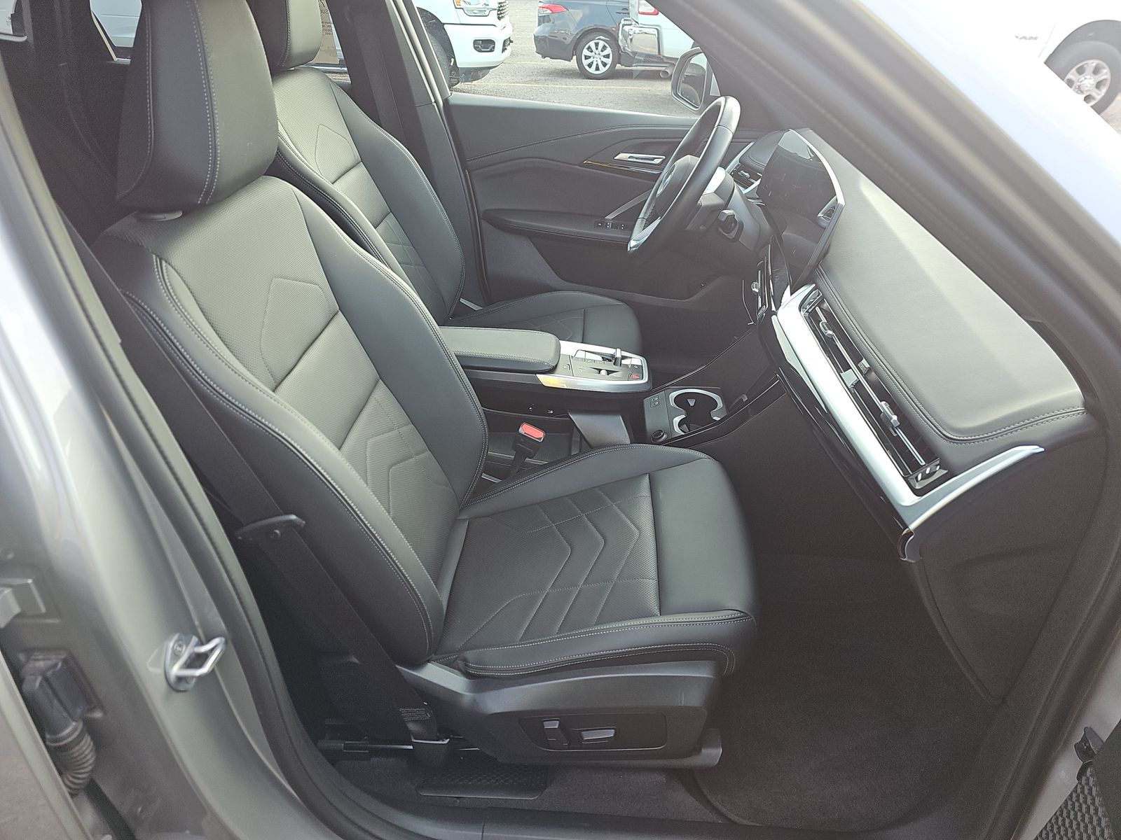 2025 BMW X1 xDrive28i AWD