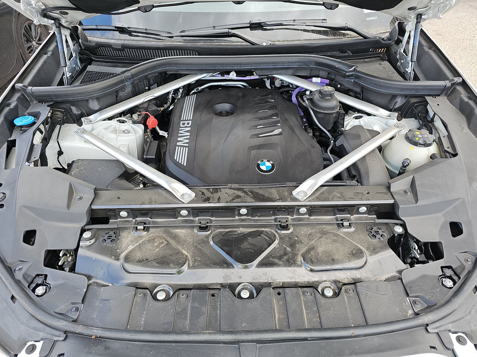 2025 BMW X5 xDrive40i AWD