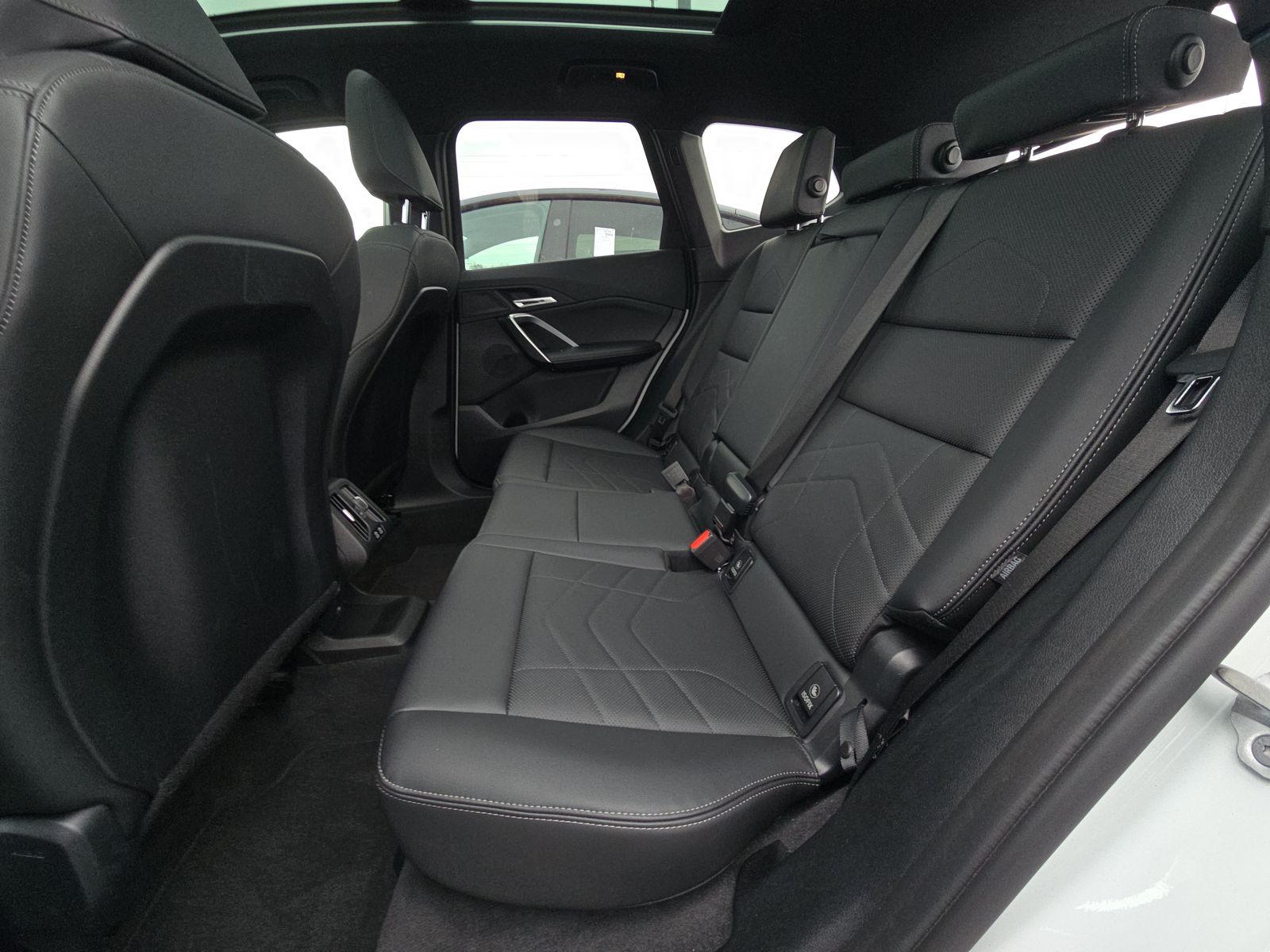 2025 BMW X1 xDrive28i AWD