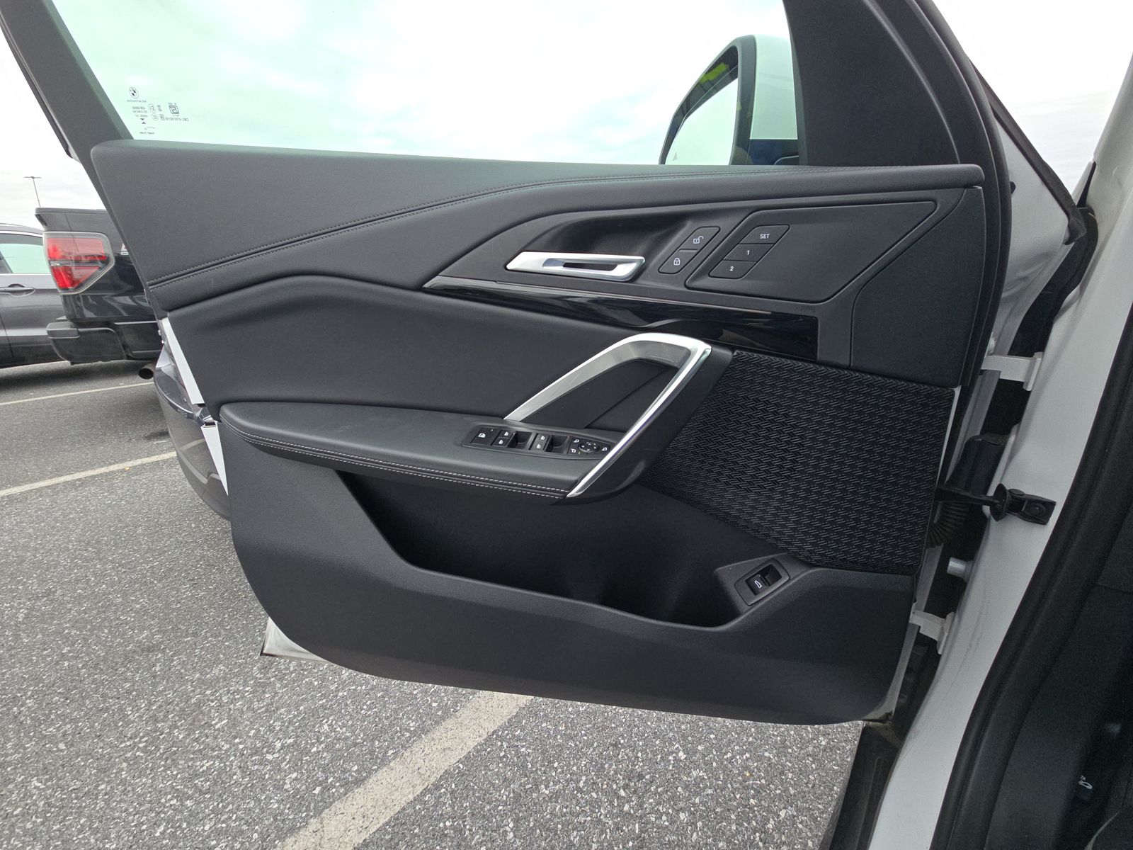 2025 BMW X1 xDrive28i AWD