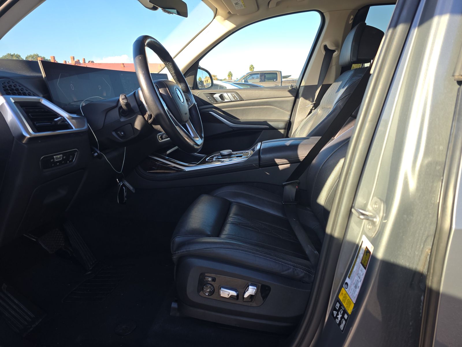 2023 BMW X7 xDrive40i AWD