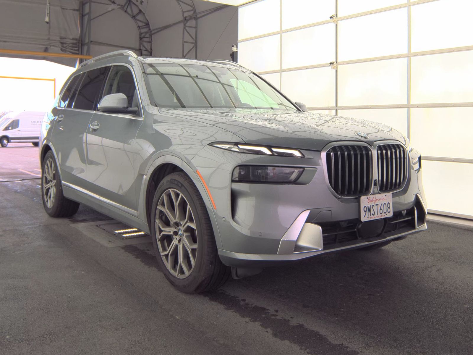 2025 BMW X7 xDrive40i AWD