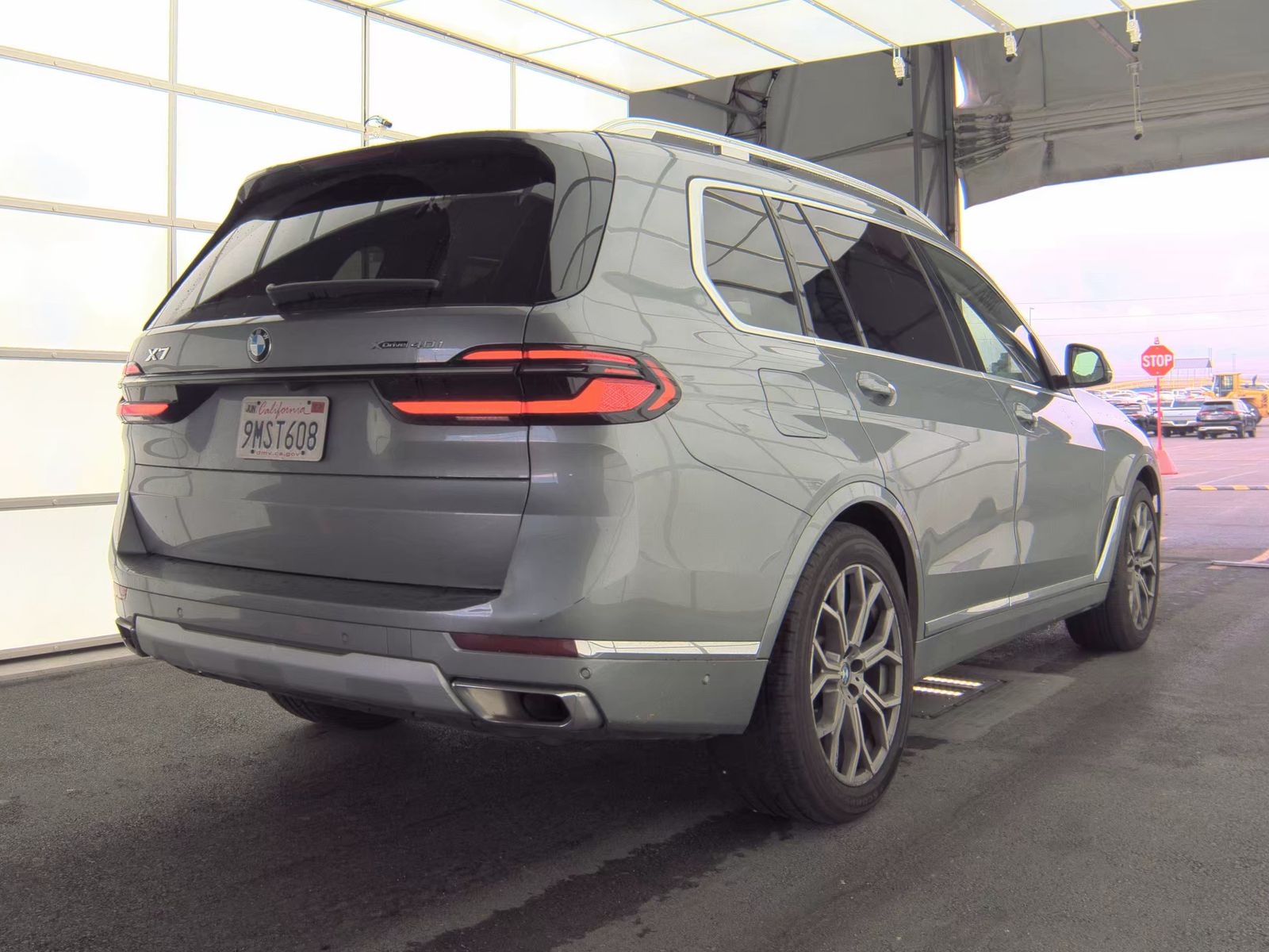 2025 BMW X7 xDrive40i AWD