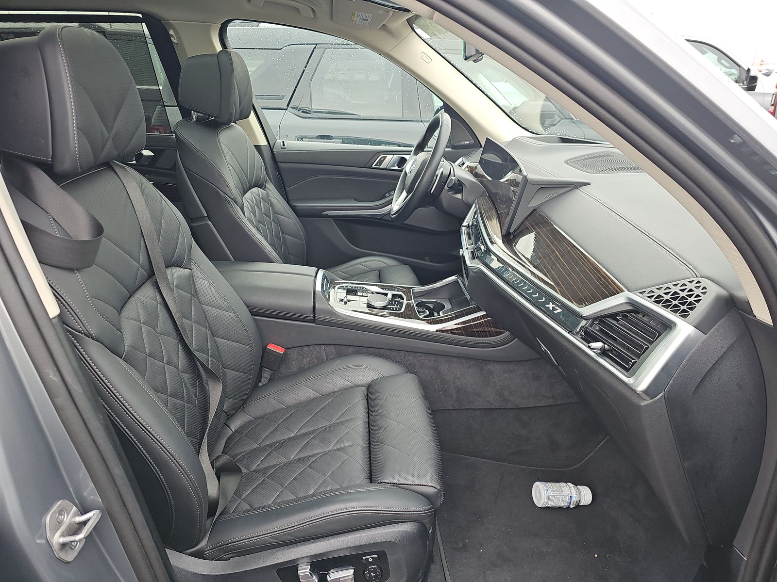 2025 BMW X7 xDrive40i AWD