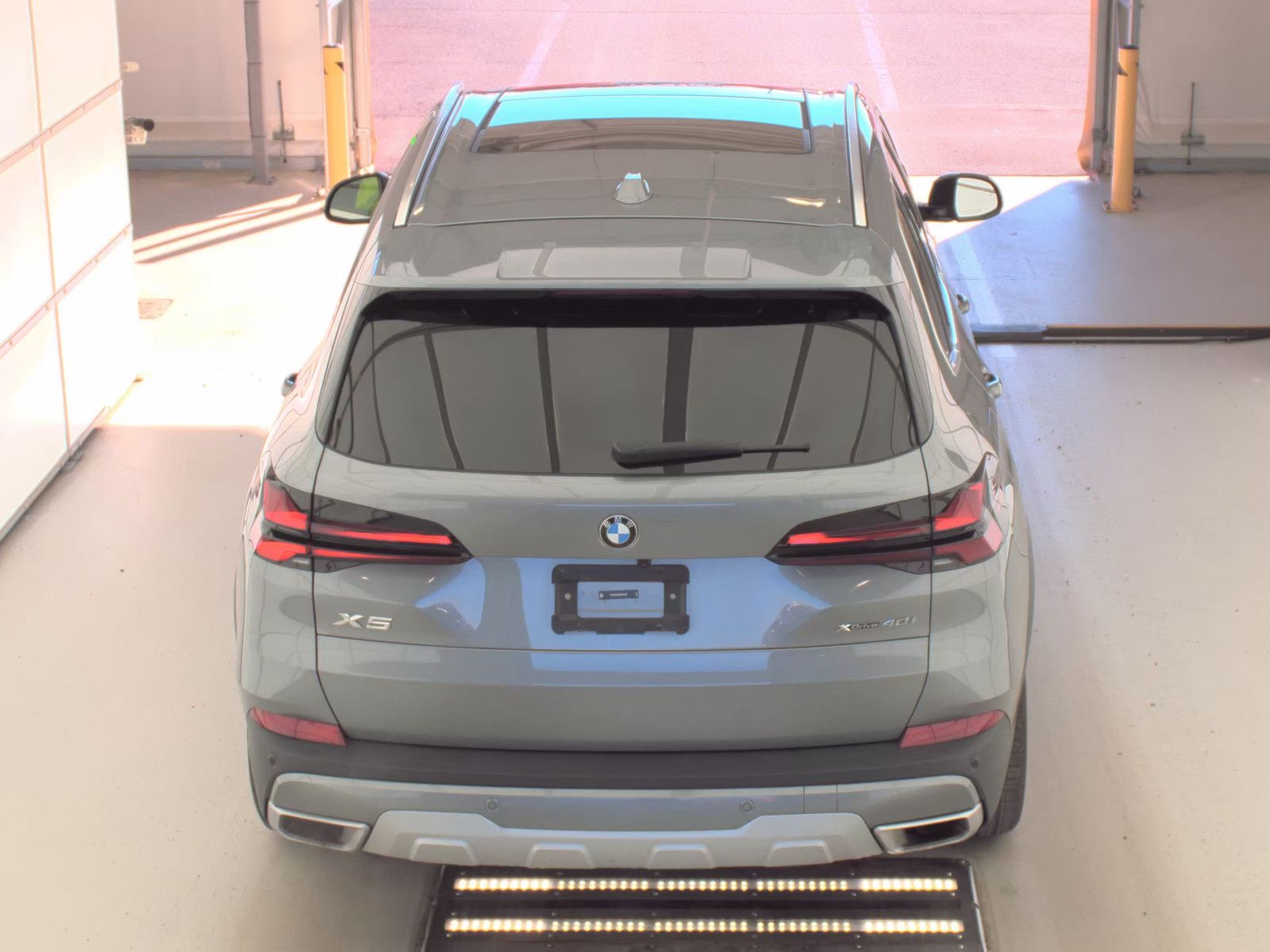 2025 BMW X5 xDrive40i AWD