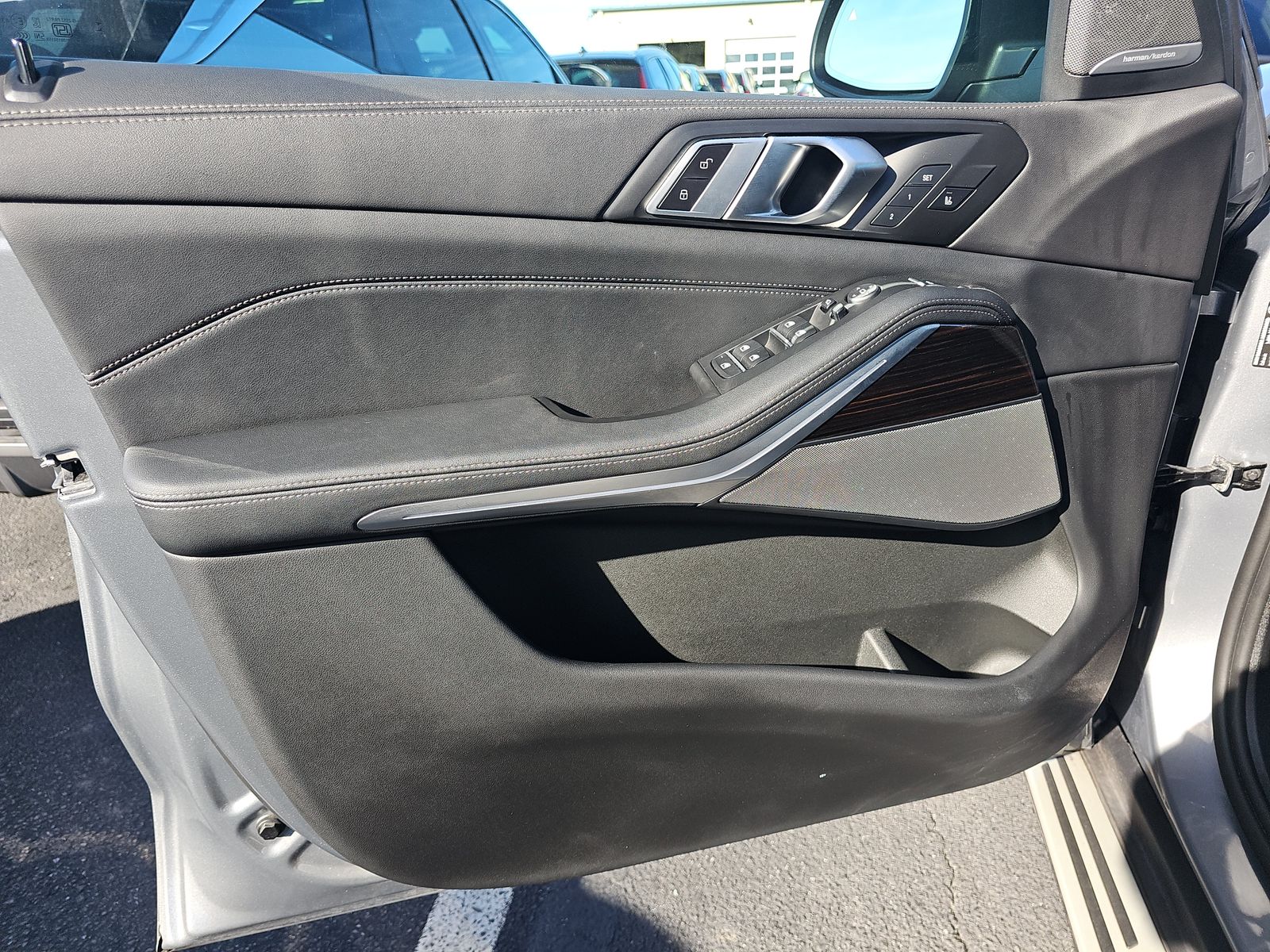 2025 BMW X5 xDrive40i AWD