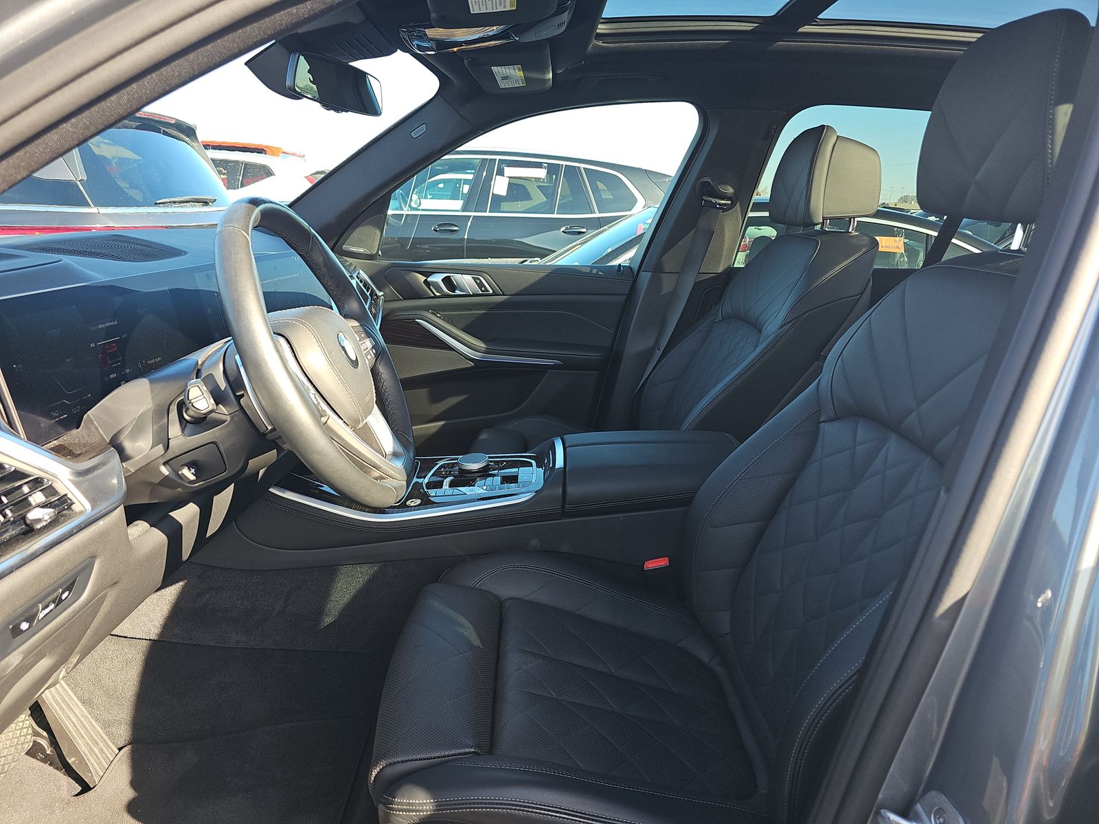 2025 BMW X5 xDrive40i AWD