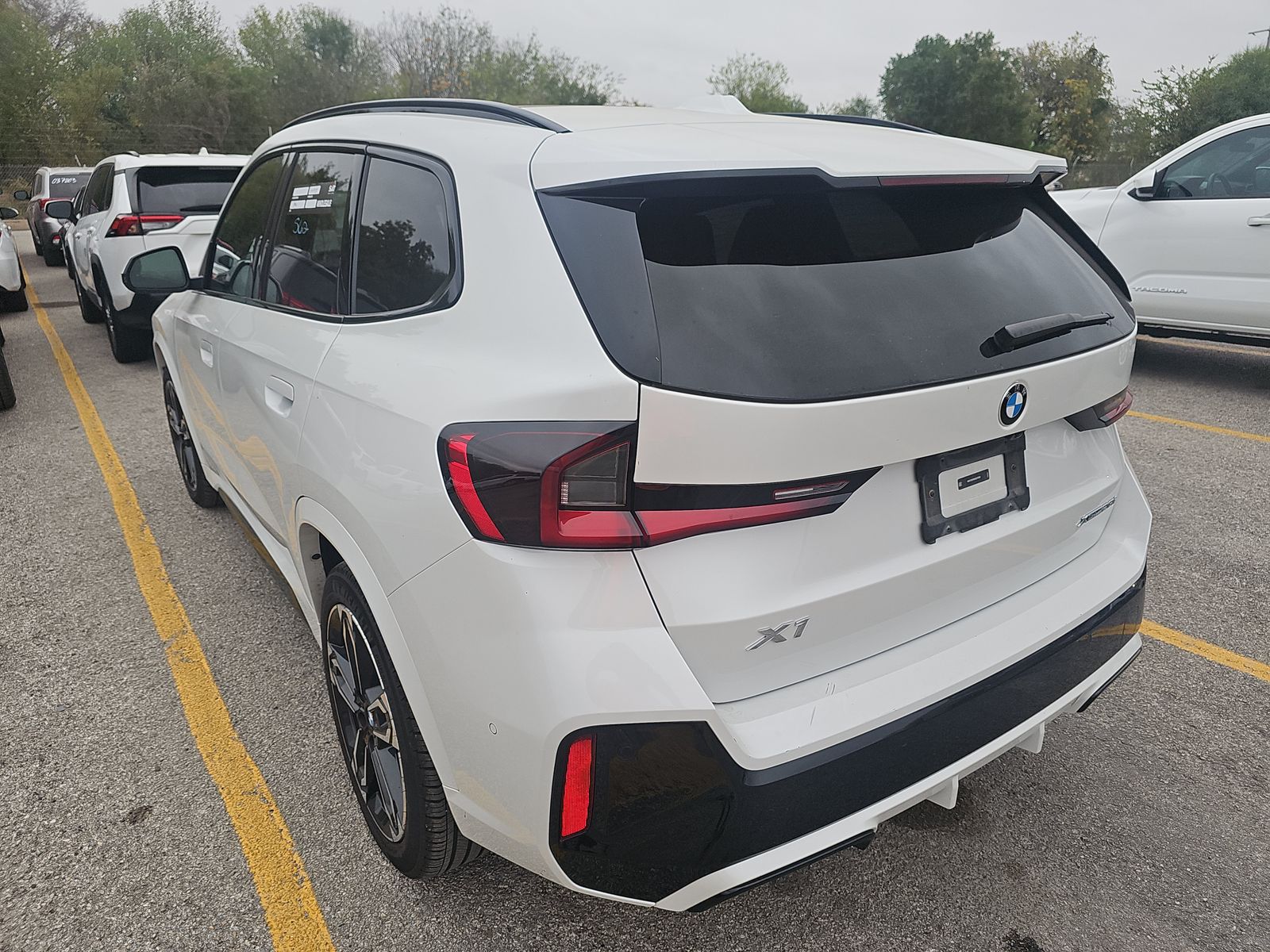 2025 BMW X1 xDrive28i AWD