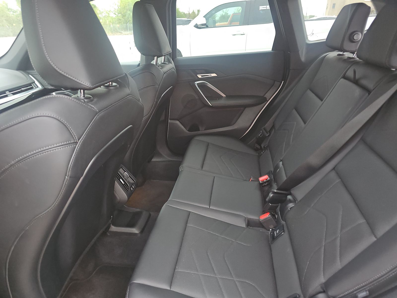 2025 BMW X1 xDrive28i AWD