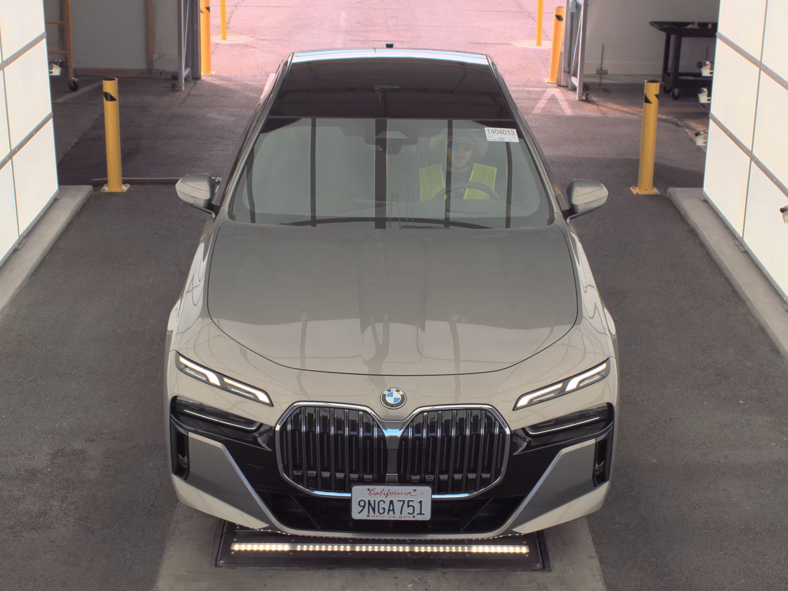 2025 BMW 7 Series 740i RWD