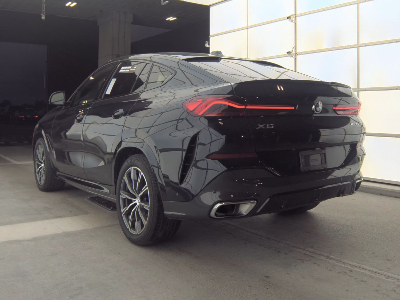 2025 BMW X6 xDrive40i AWD