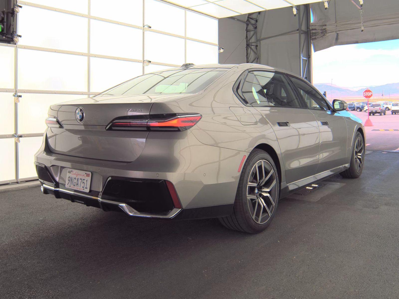 2025 BMW 7 Series 740i RWD