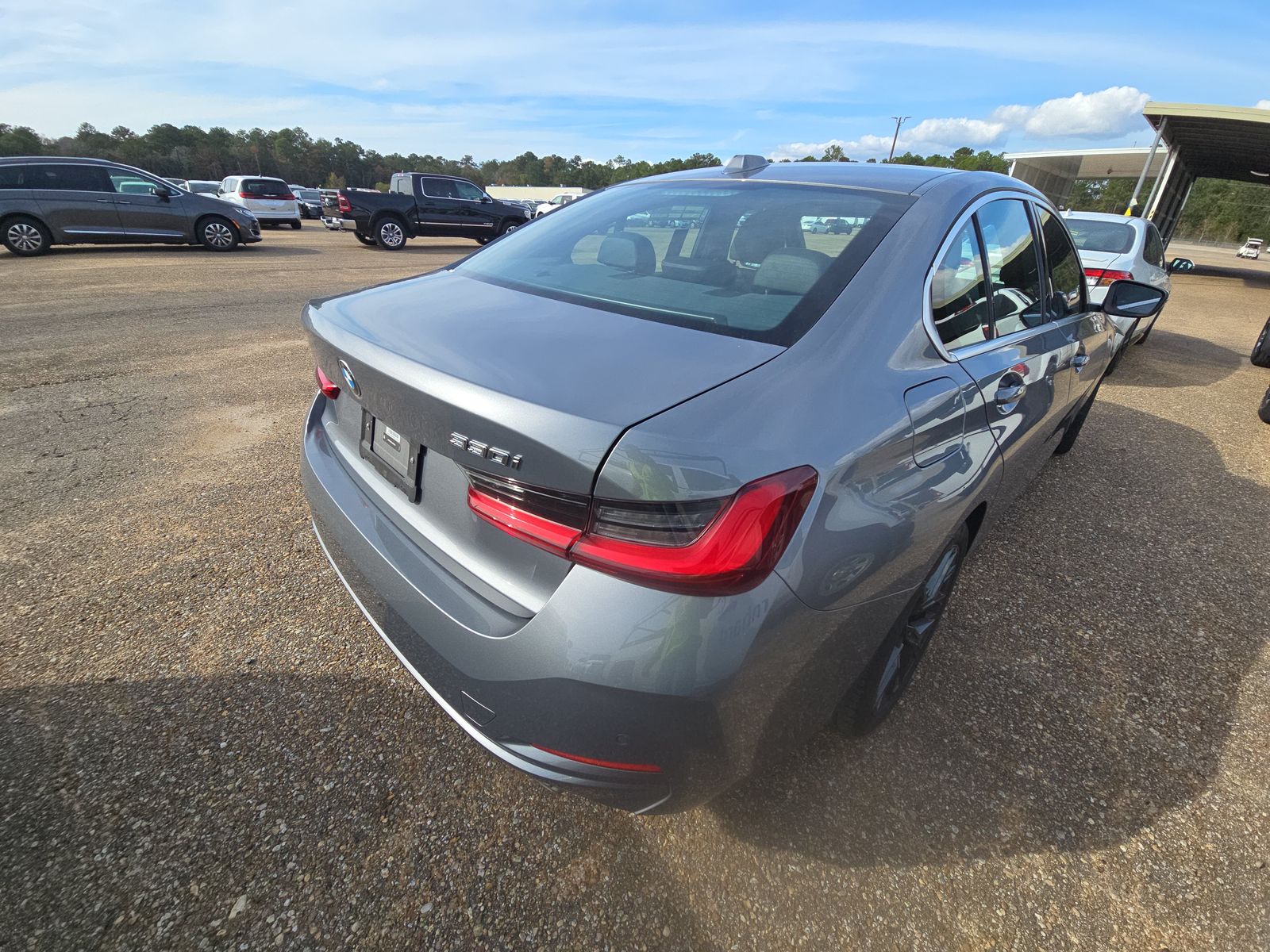 2025 BMW 3 Series 330i RWD