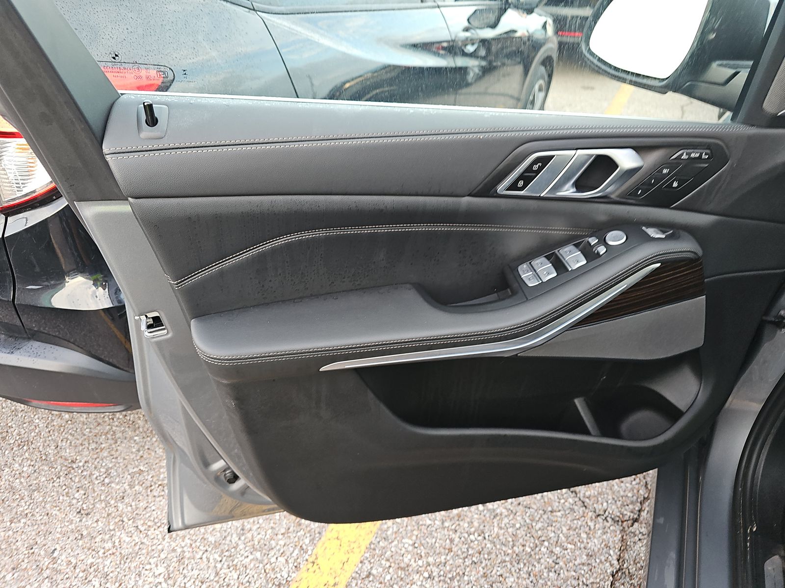 2025 BMW X7 xDrive40i AWD